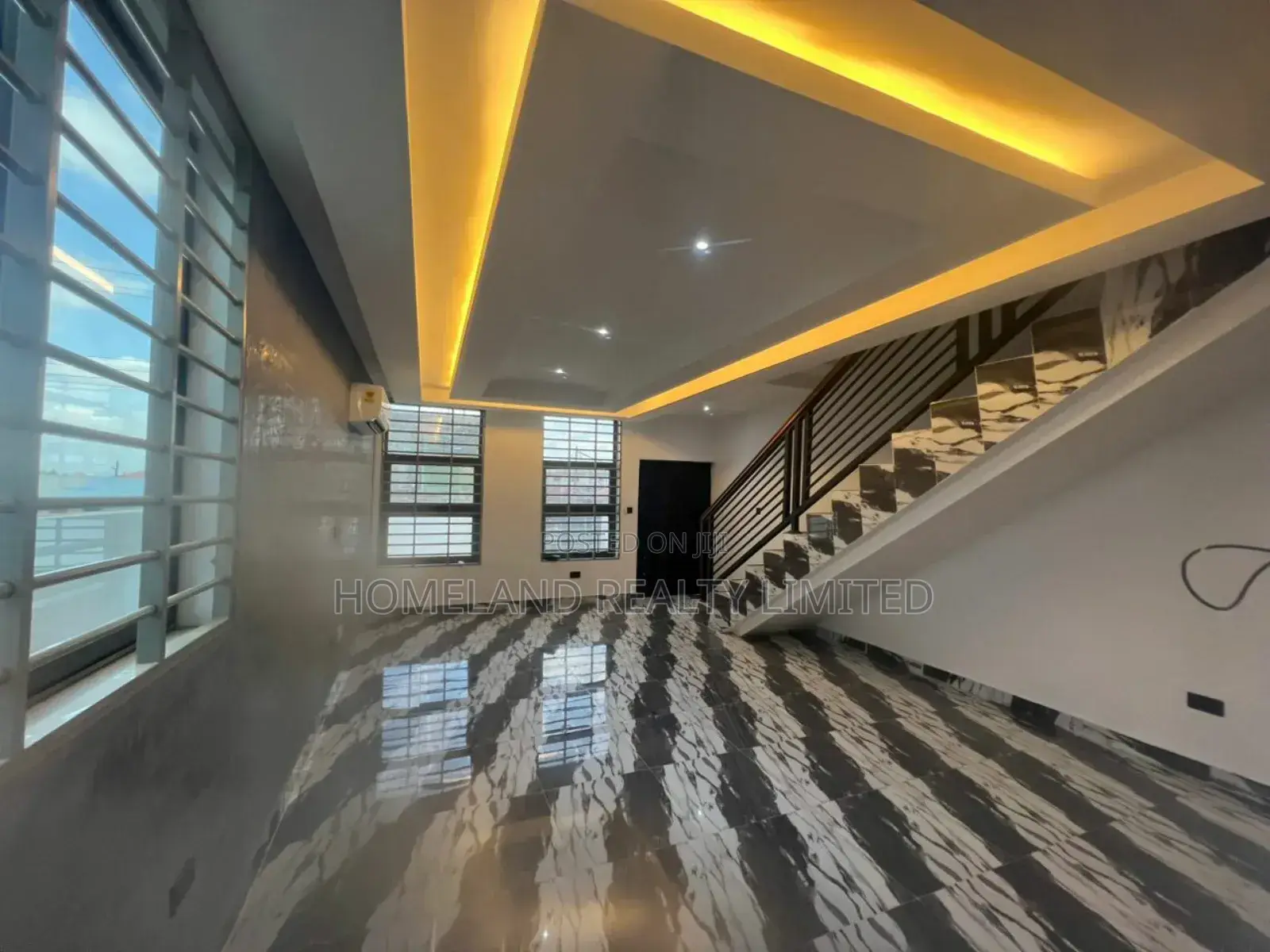 4bdrm Duplex in Gbetsile, Tema Metropolitan for sale in Tema Metropolitan
