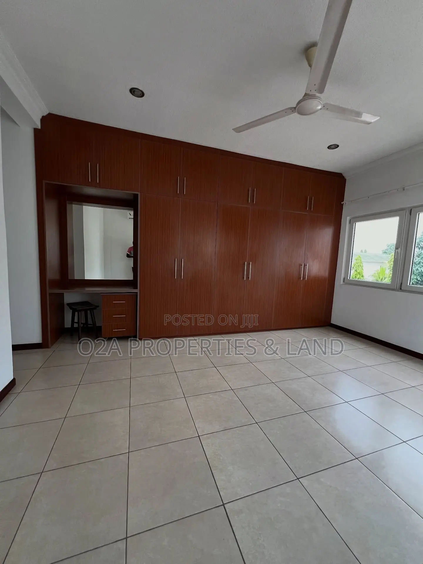 3bdrm Apartment in Cantonments, Acquinas for rent in Acquinas