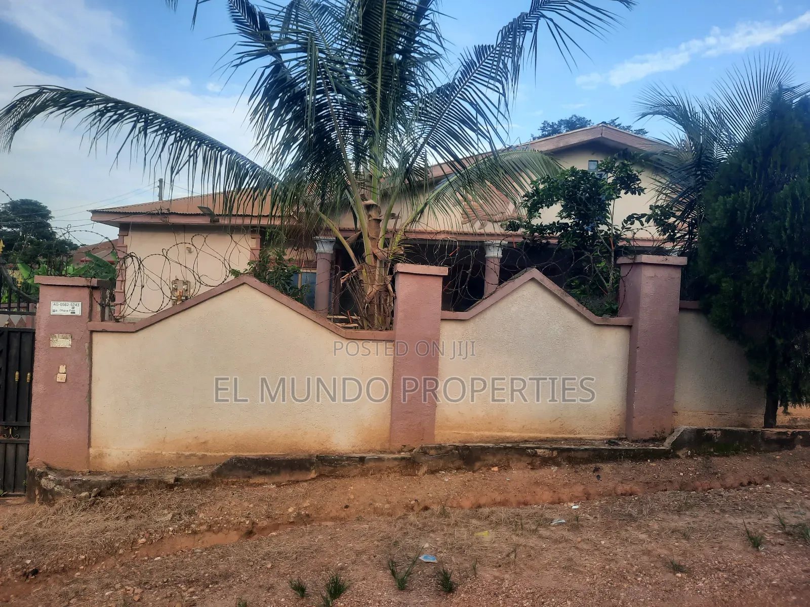 5bdrm House in Kotwi Nkoranza, Kumasi Metropolitan for sale in Kumasi Metropolitan