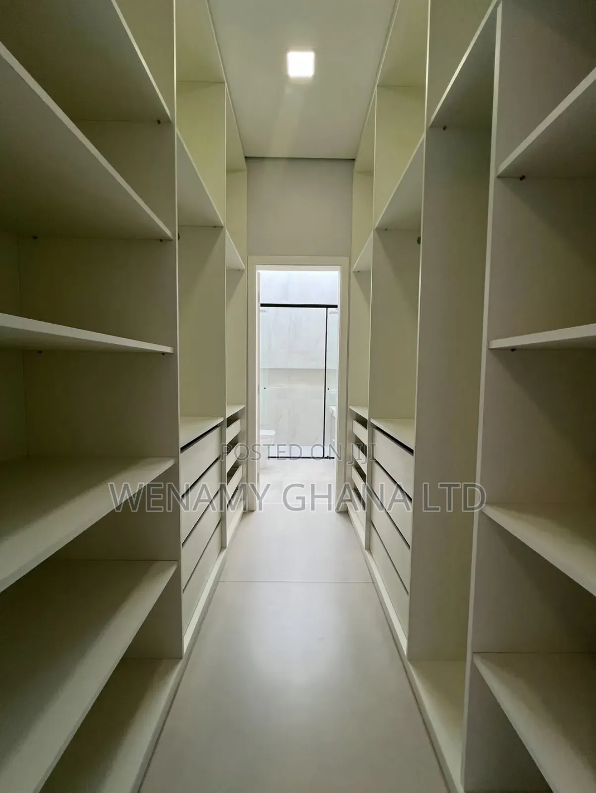 3bdrm House in Accra for sale in Accra Metropolitan