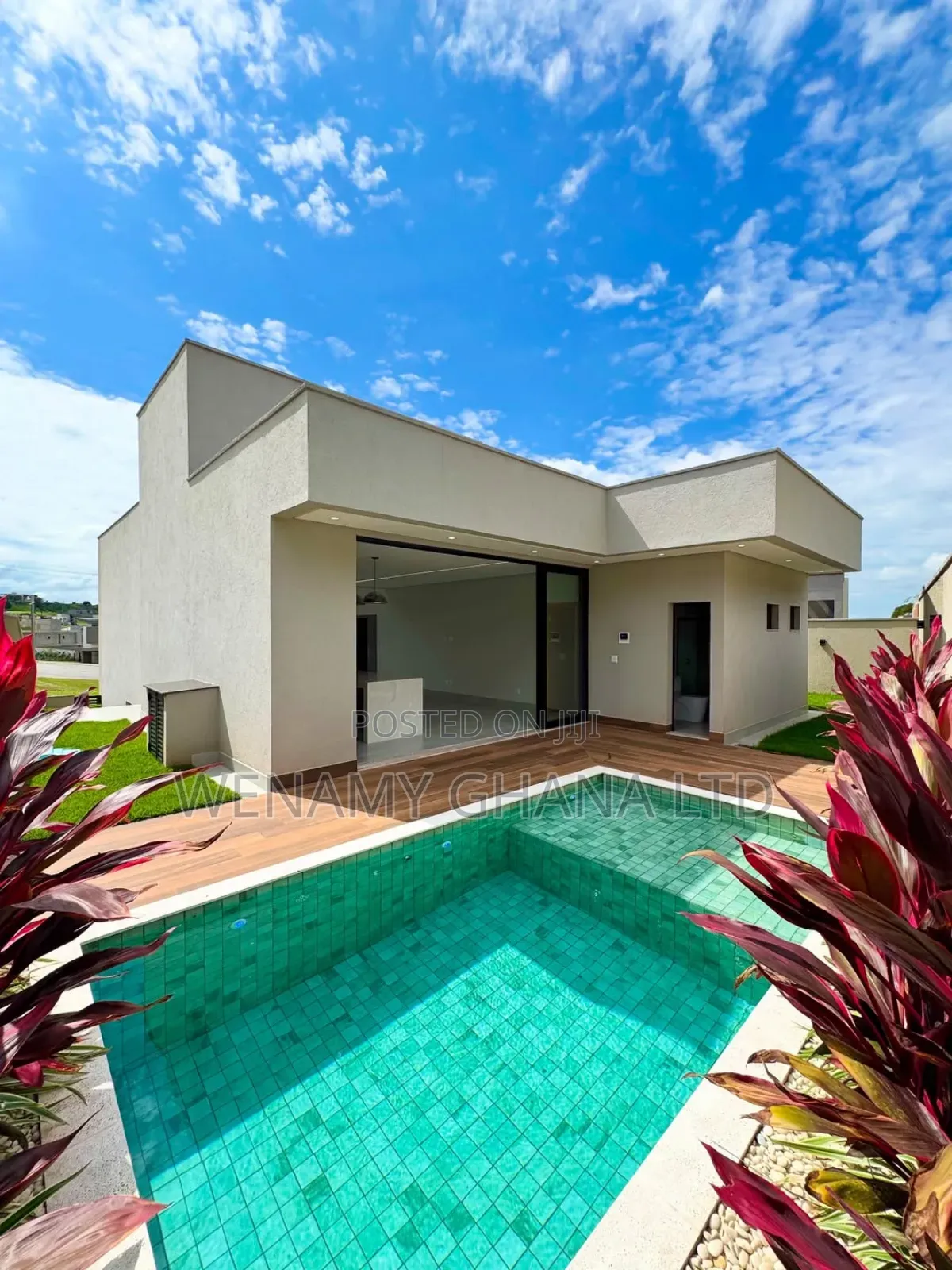 5bdrm House in Accra for sale in Accra Metropolitan