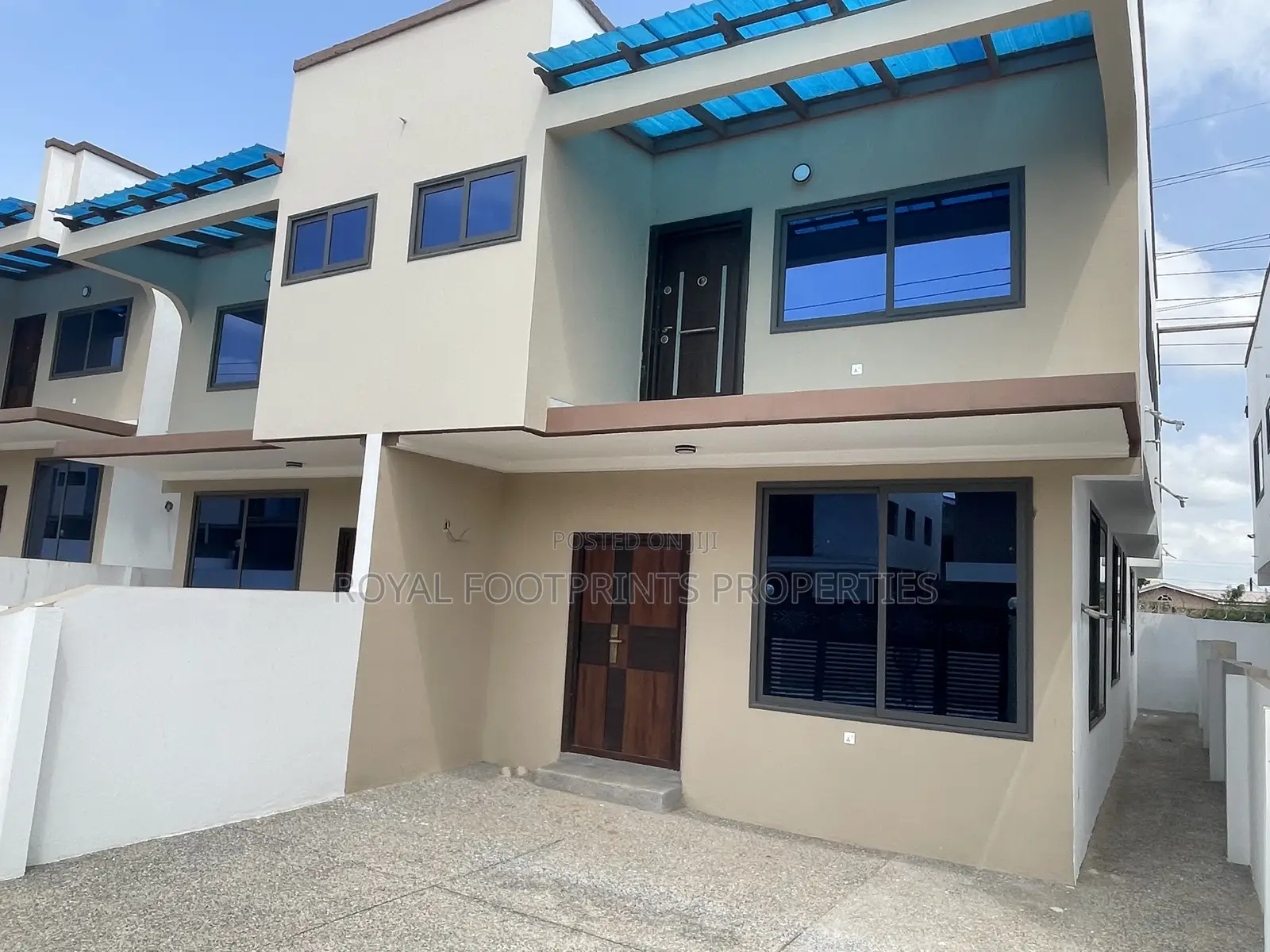 3bdrm Duplex in Luxelooks Properties, Oyarifa for rent in Oyarifa
