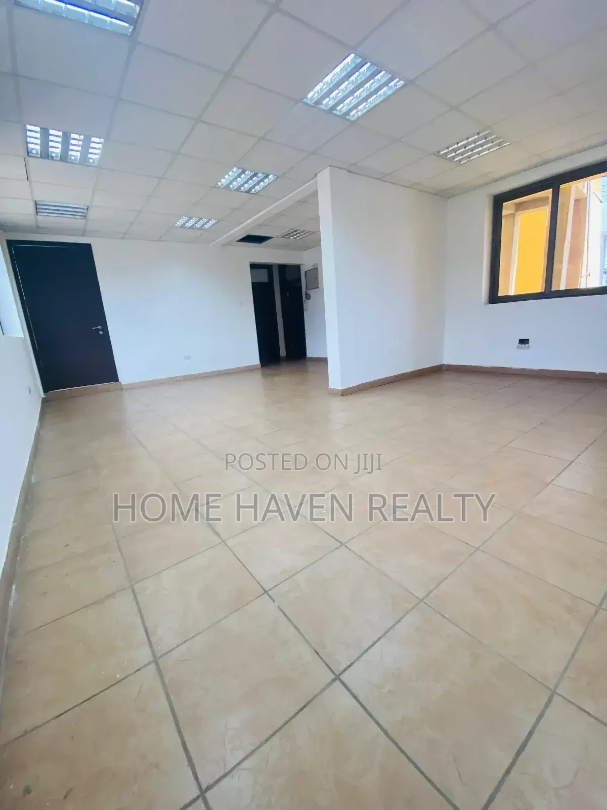 7 Office Rooms House for Rent in Kanda Estate in Kanda