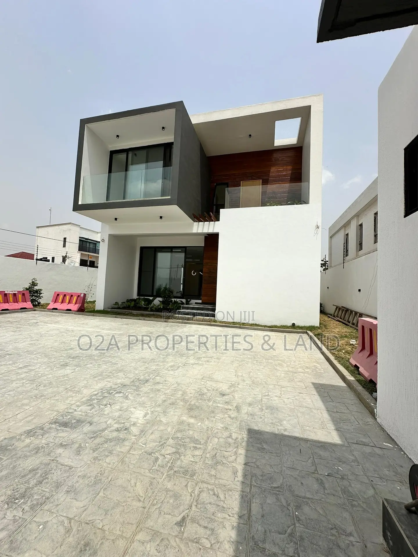 4bdrm House in East Legon Hills for sale in New Legon