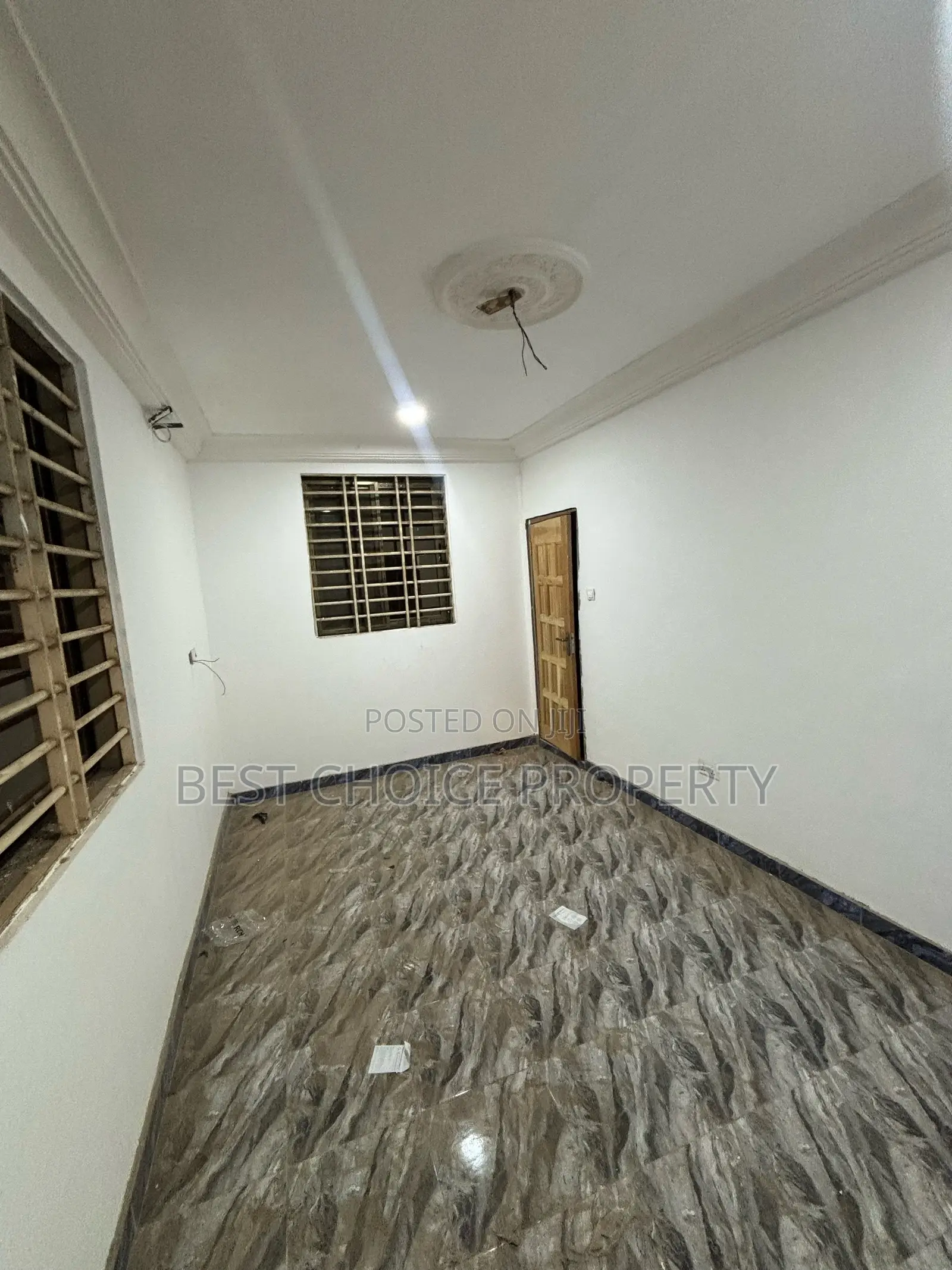 2bdrm Apartment in Lakeside for rent in Lake Side Estate