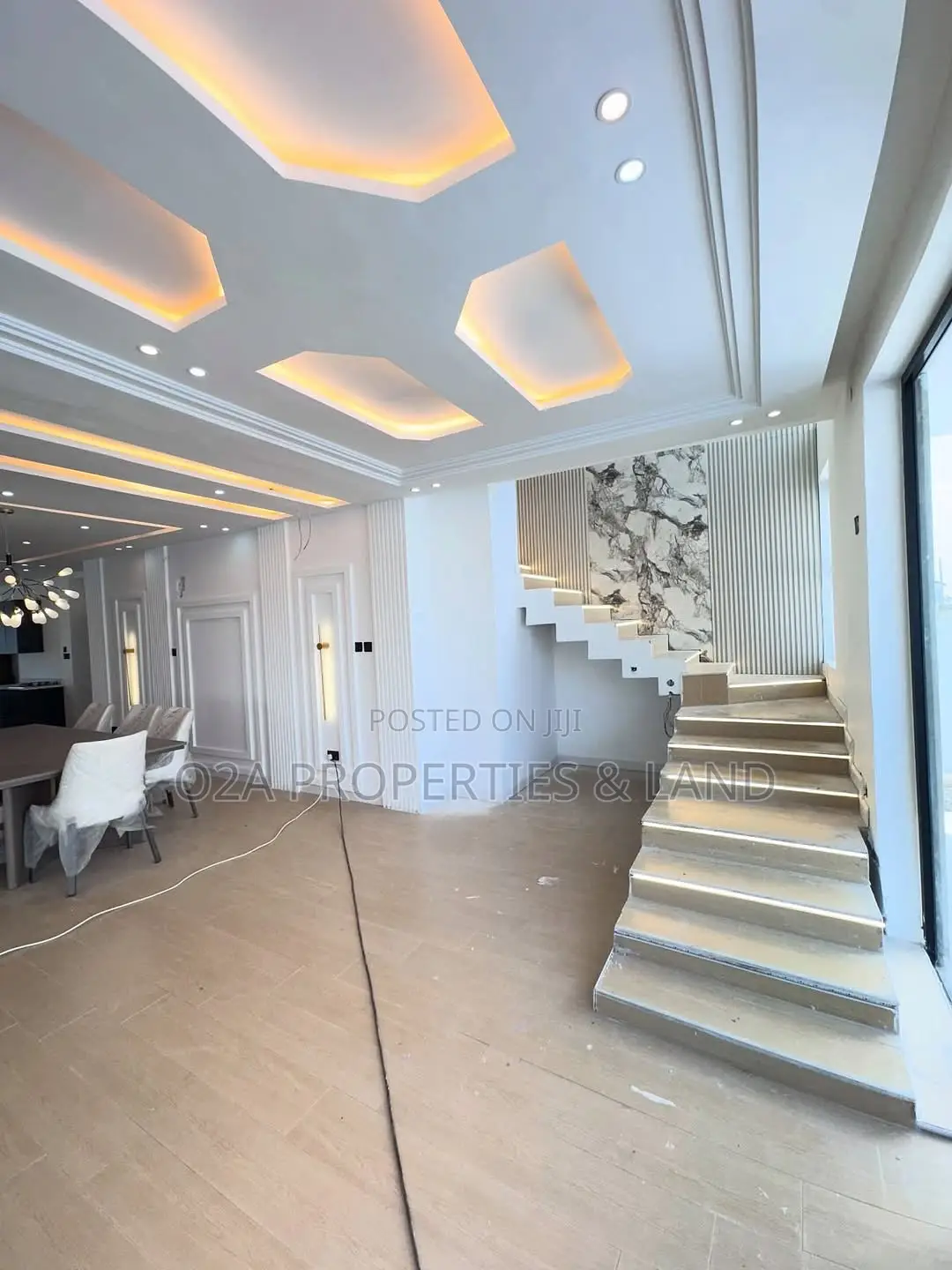 6bdrm House in Lashibi, Sakumono for sale in Sakumono