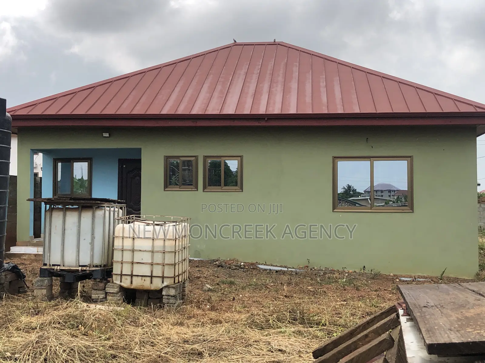 2bdrm Bungalow in Amrahia Toll Booth, Malejor for sale in Malejor