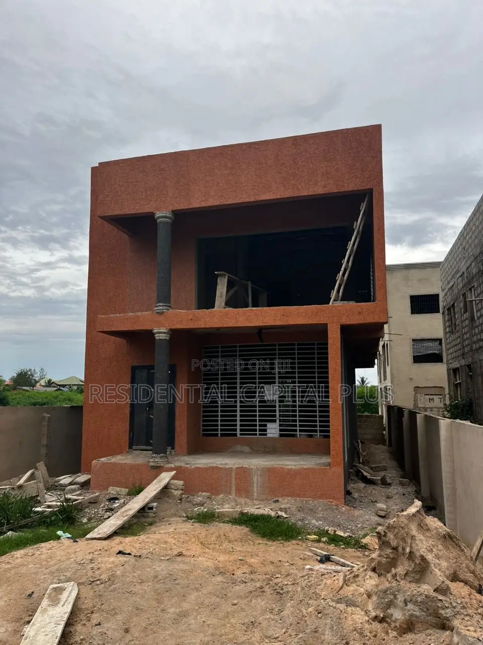 3bdrm Duplex in Ofaakor, Kasoa for sale in Kasoa