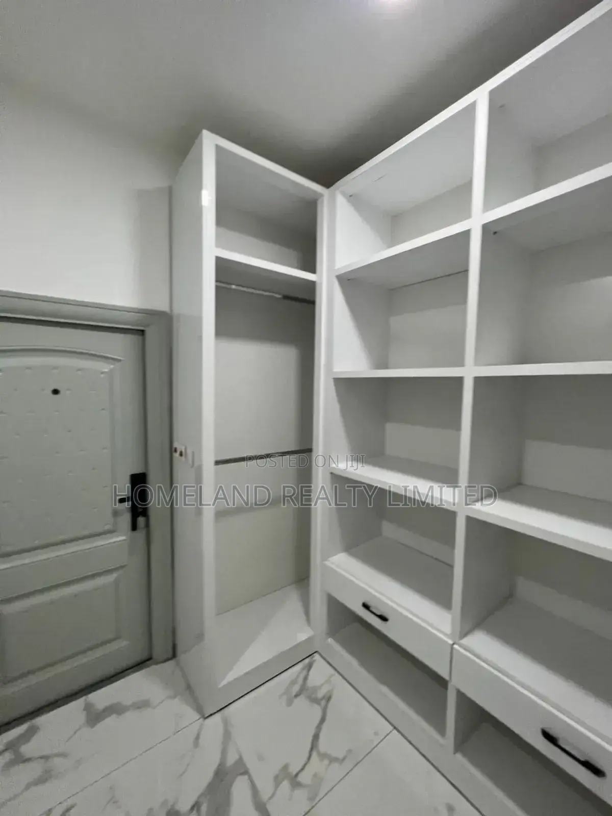 4bdrm Townhouse/Terrace in Mile 7 Park for sale in Mile 7