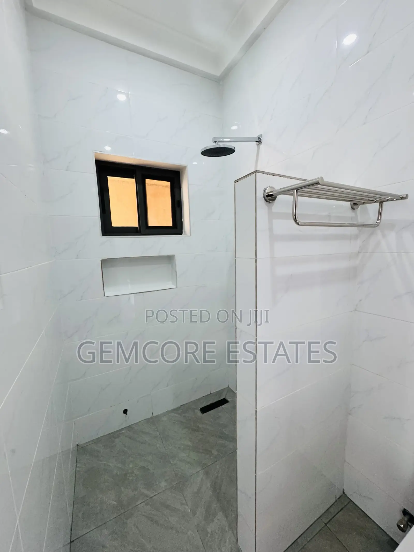 4bdrm House in Adjiringanor, East Legon for sale in East Legon