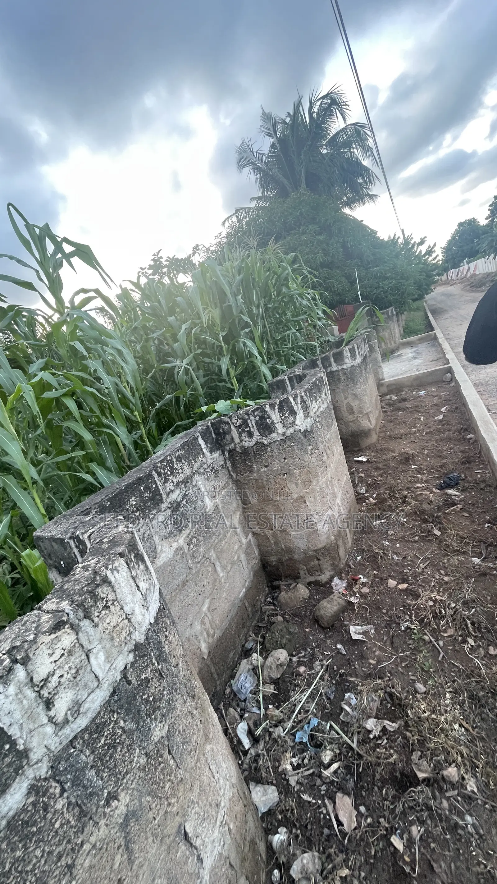 1 Acre Titled Land for Sale –West Legon. in West Legon