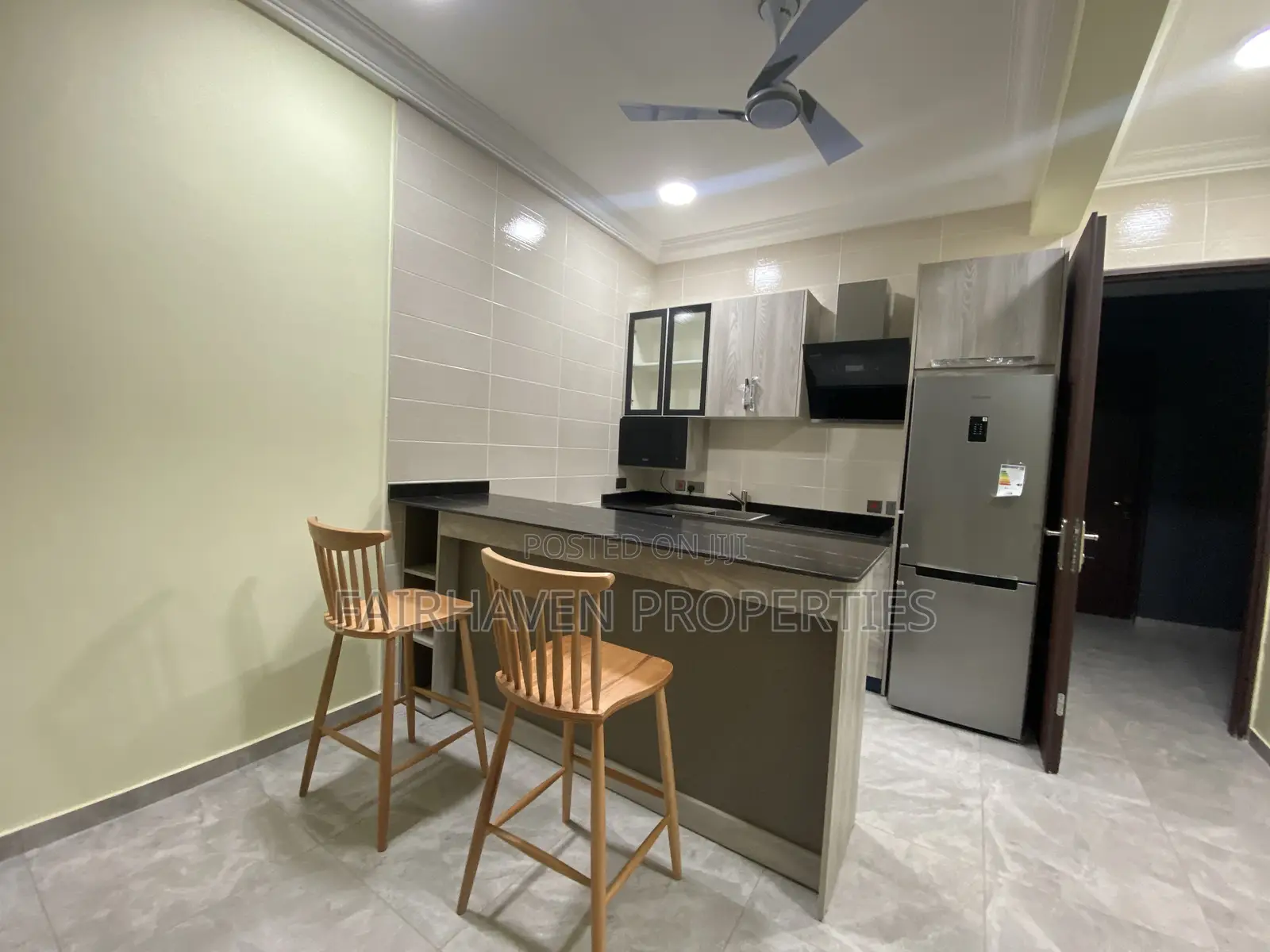 Furnished 2bdrm Apartment in Tseaddo, Airport Residential Area for rent in Airport Residential Area