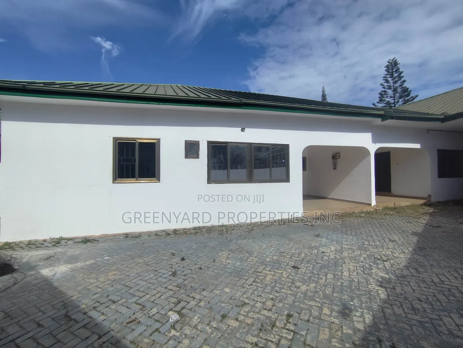 3bdrm Apartment in Adjiringanor, East Legon for rent in East Legon