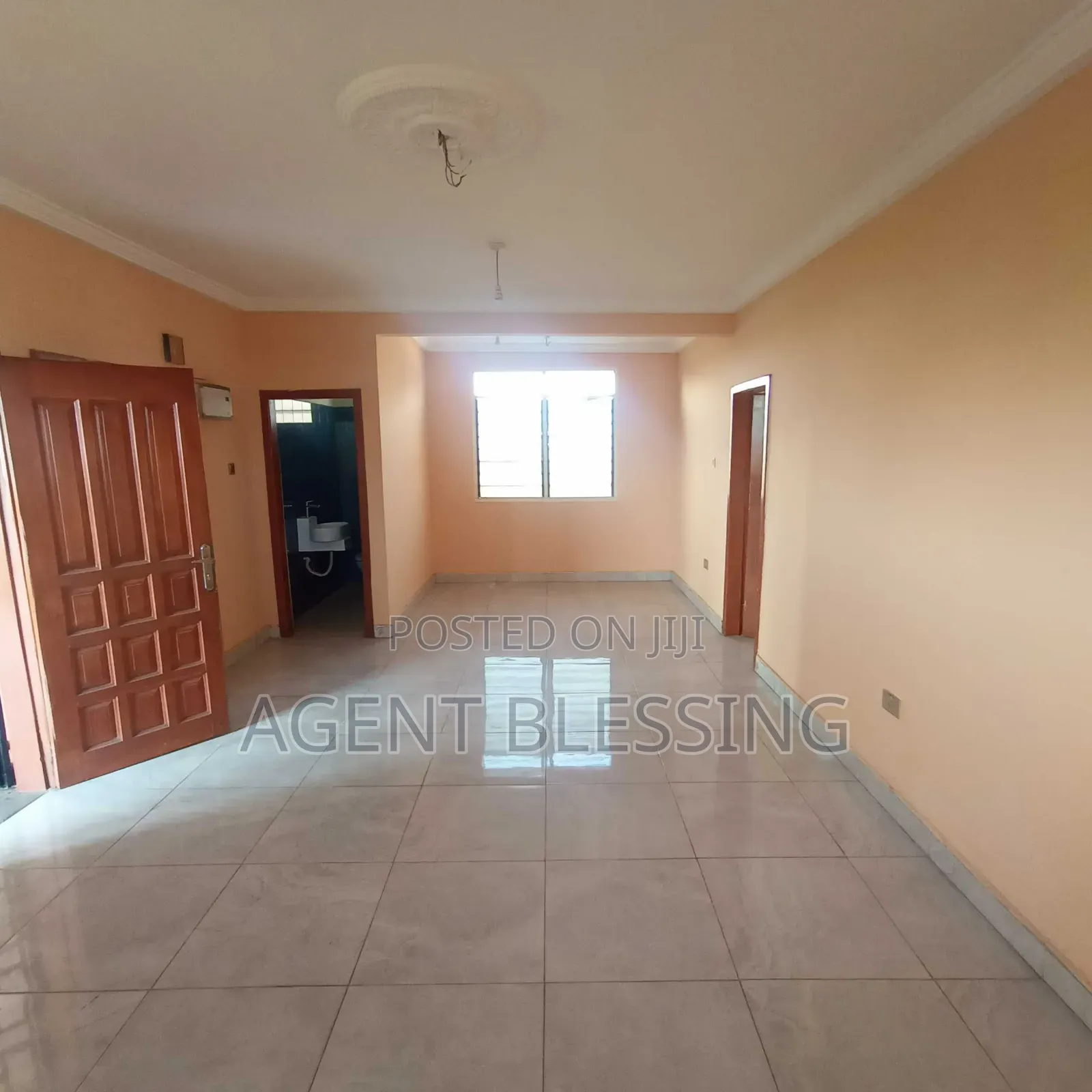 2bdrm Apartment in Community 25, Tema Metropolitan for rent in Tema Metropolitan