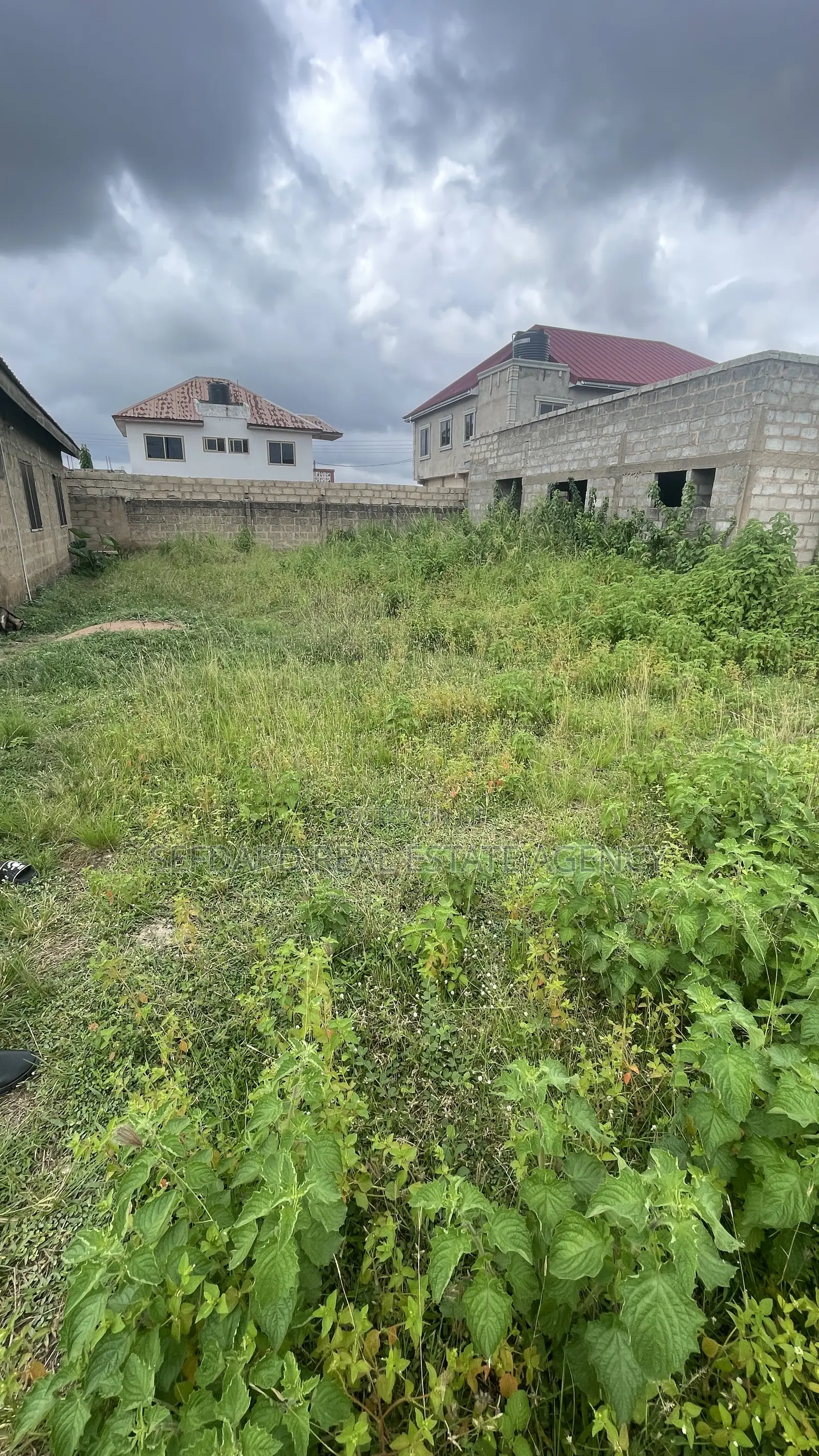 4bdrm House in Sefdard Real Estate, Amasaman for sale in Amasaman