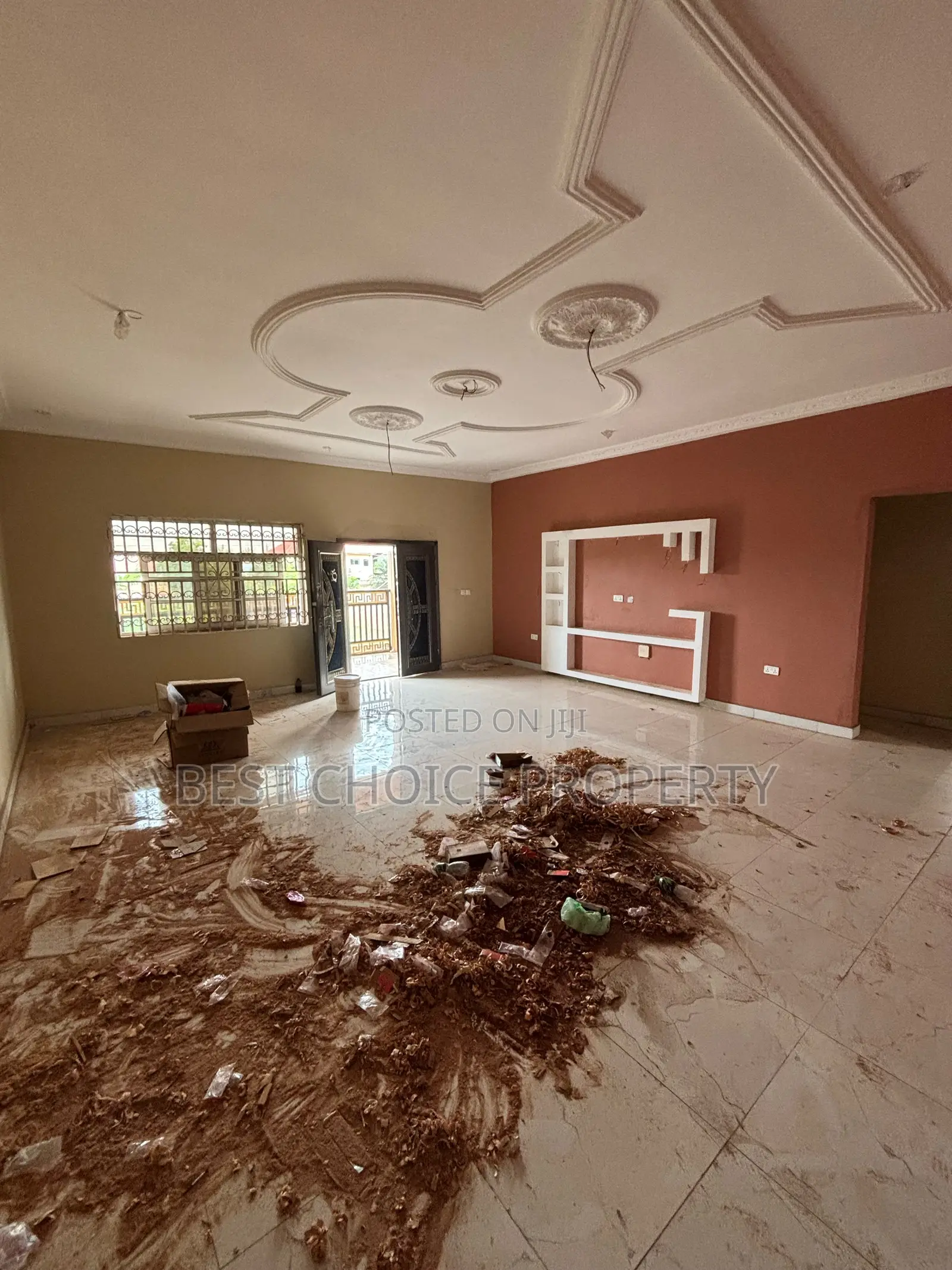 3bdrm Apartment in Chicken Man Pizza, Frafraha for rent in Frafraha