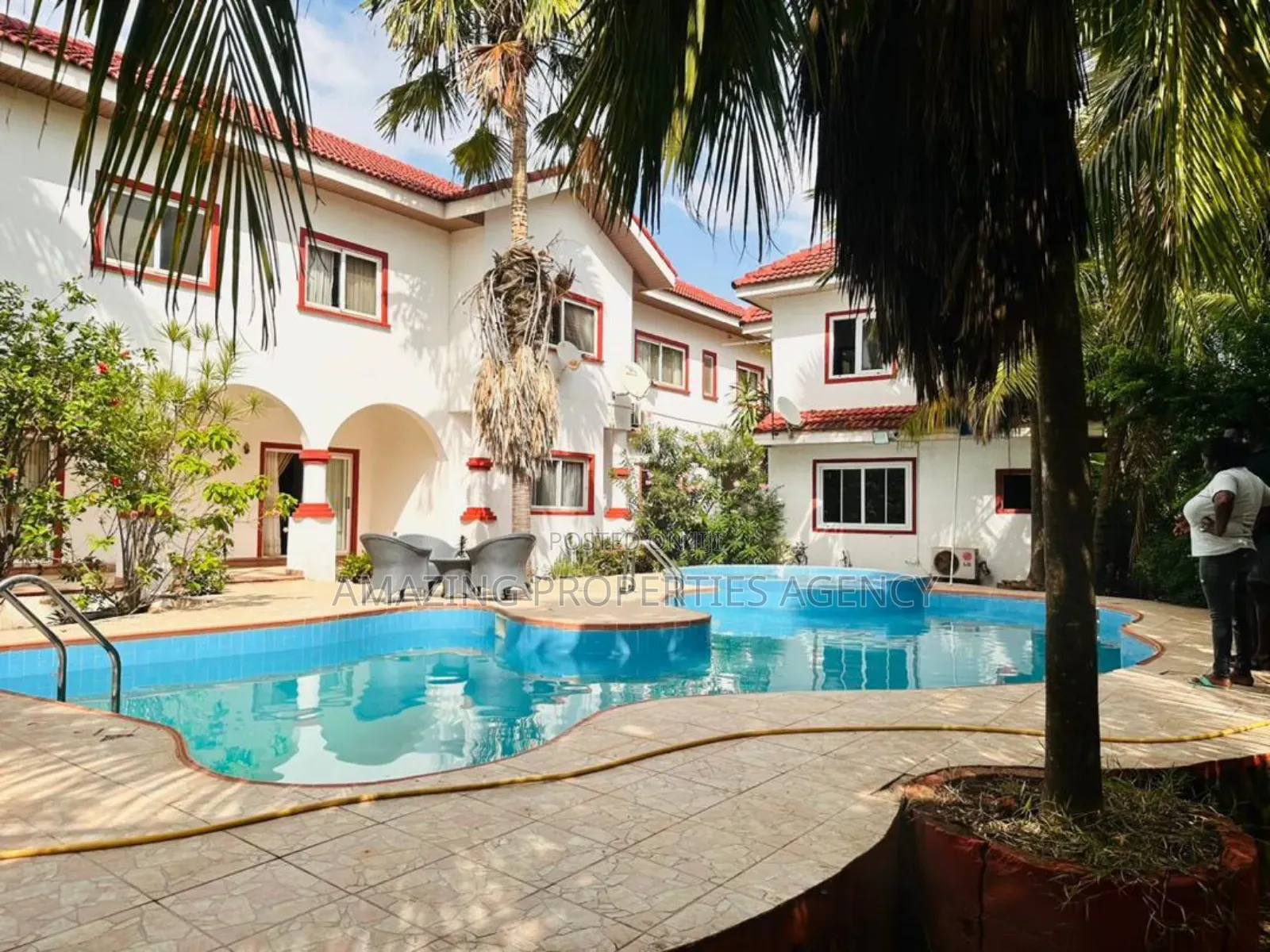 5bdrm Mansion in Adjiriganor for sale in Adjiriganor