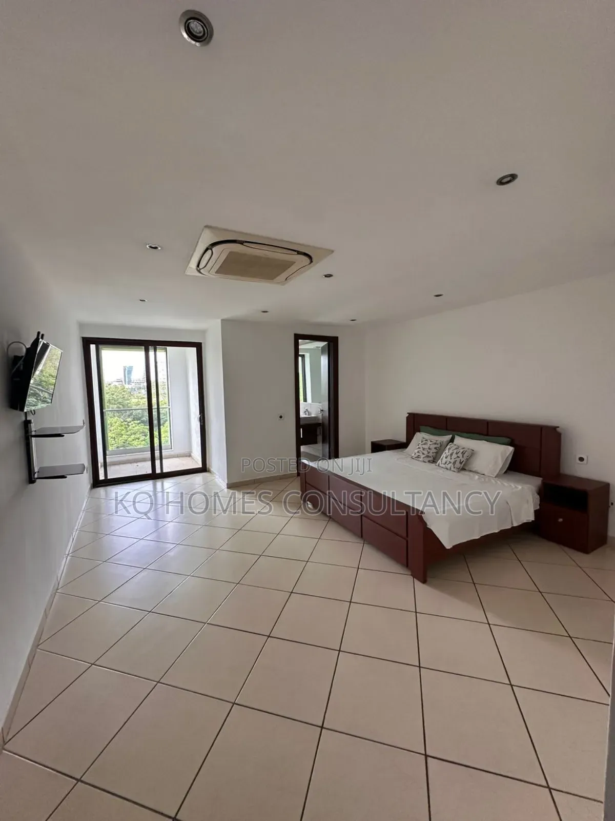 2bdrm Apartment in Villagio, Airport Residential Area for sale in Airport Residential Area