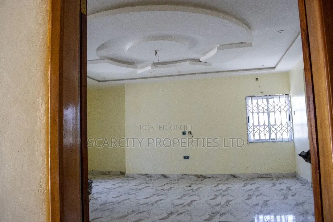 3bdrm House in Scarcity Properties, Effutu Municipal for sale in Effutu Municipal