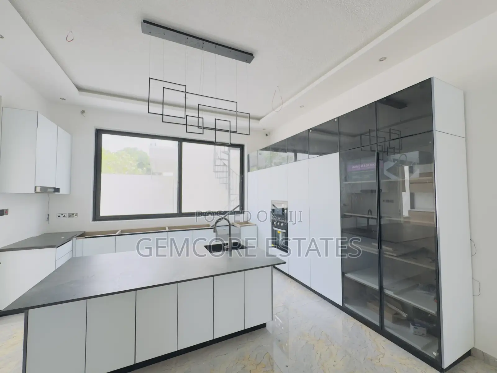 4bdrm House in East Legon for sale in East Legon