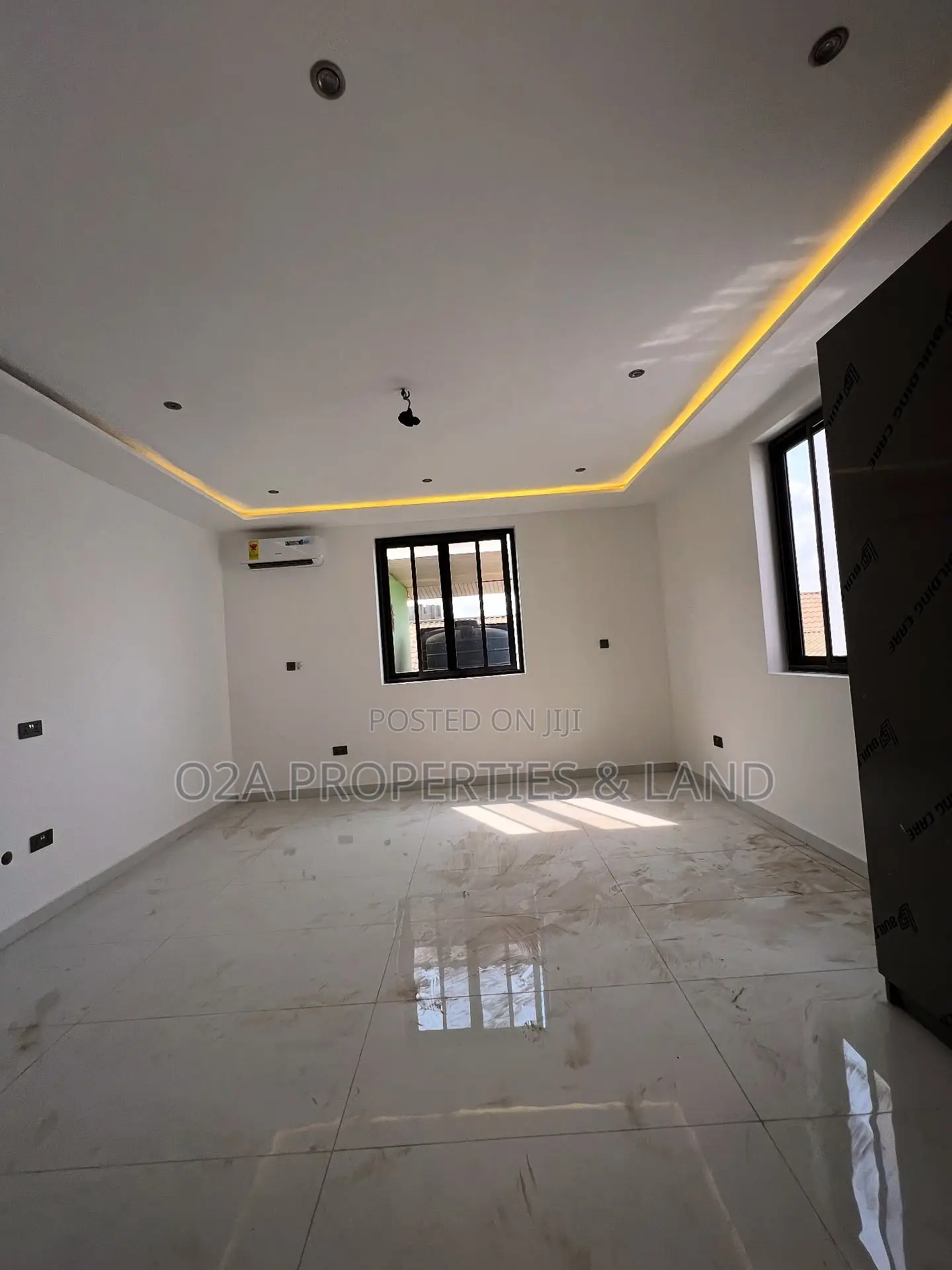 4bdrm House in Ashaley Botwe, Lake Side Estate for sale in Lake Side Estate