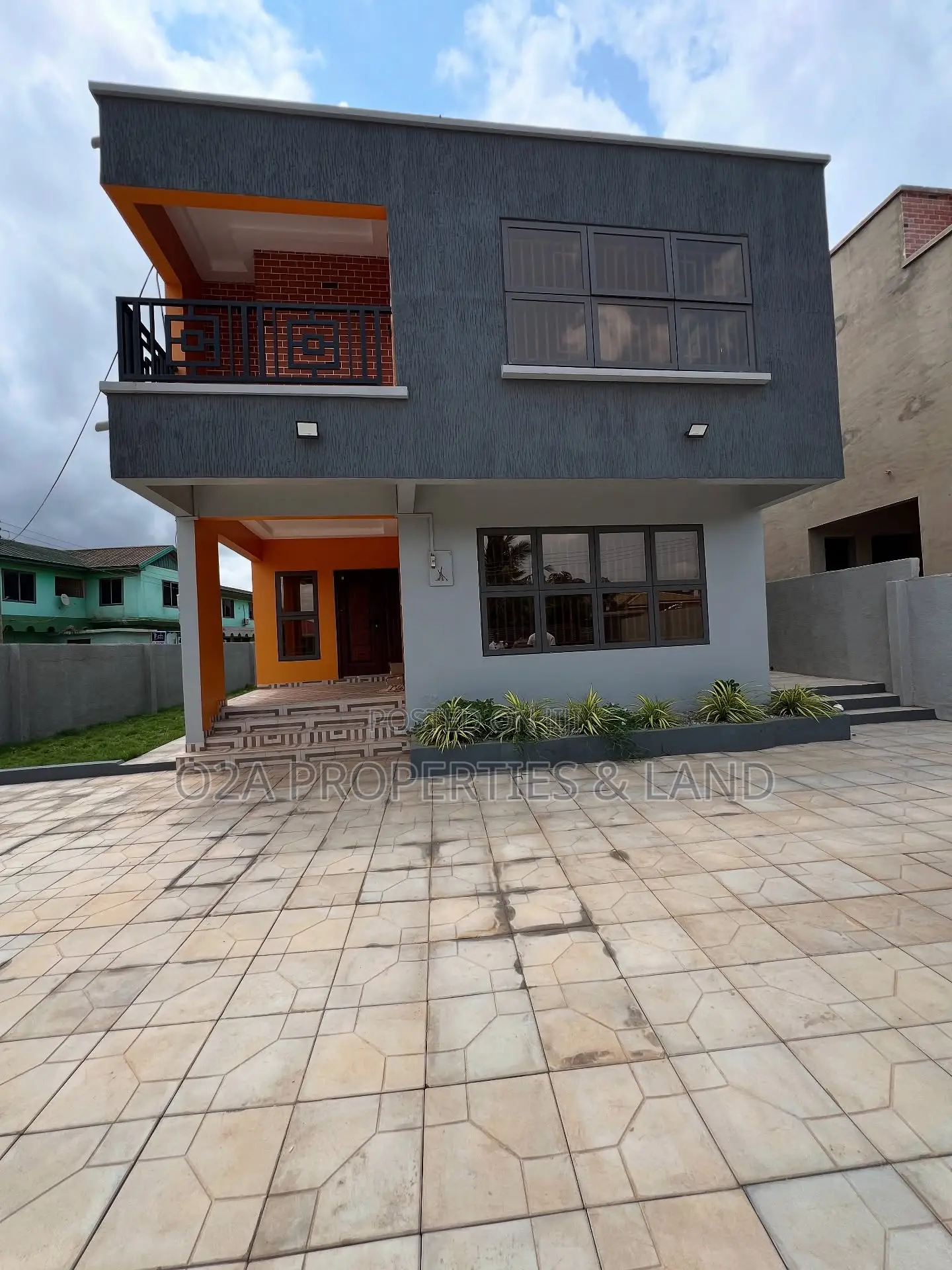 4bdrm House in North Legon Agbogba for sale in North Legon