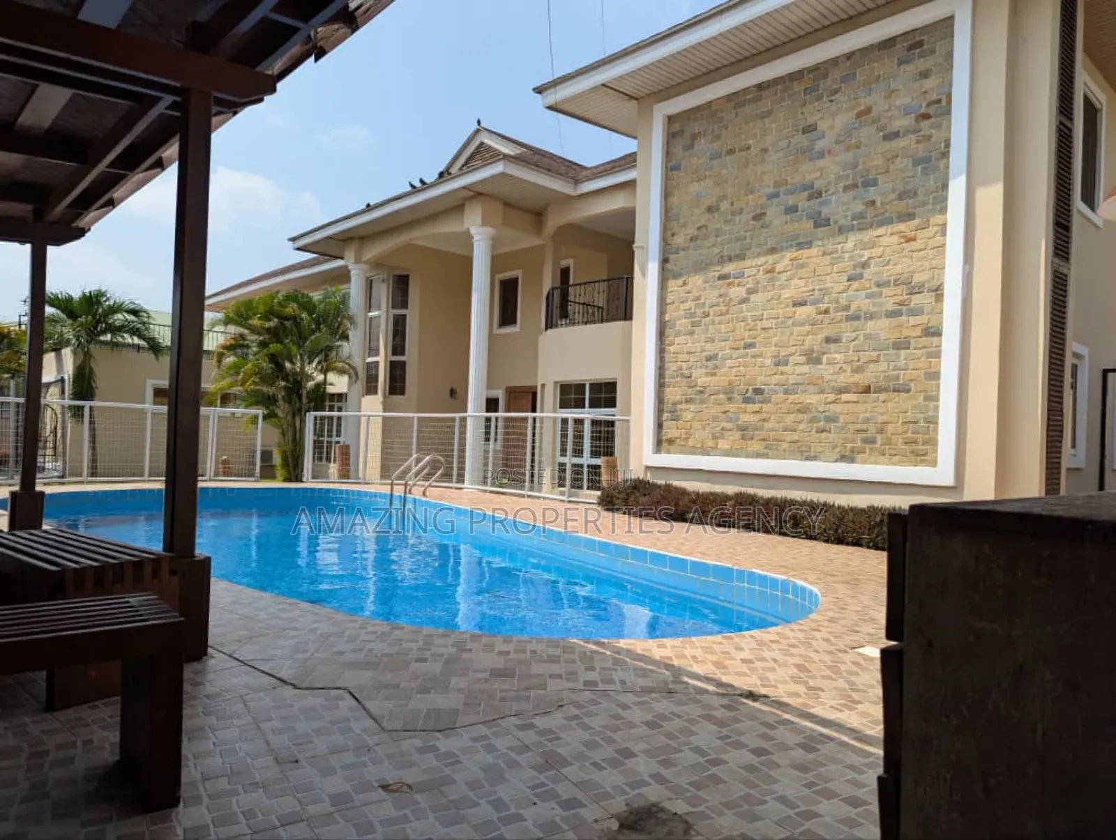 5bdrm House in East Legon for sale in East Legon