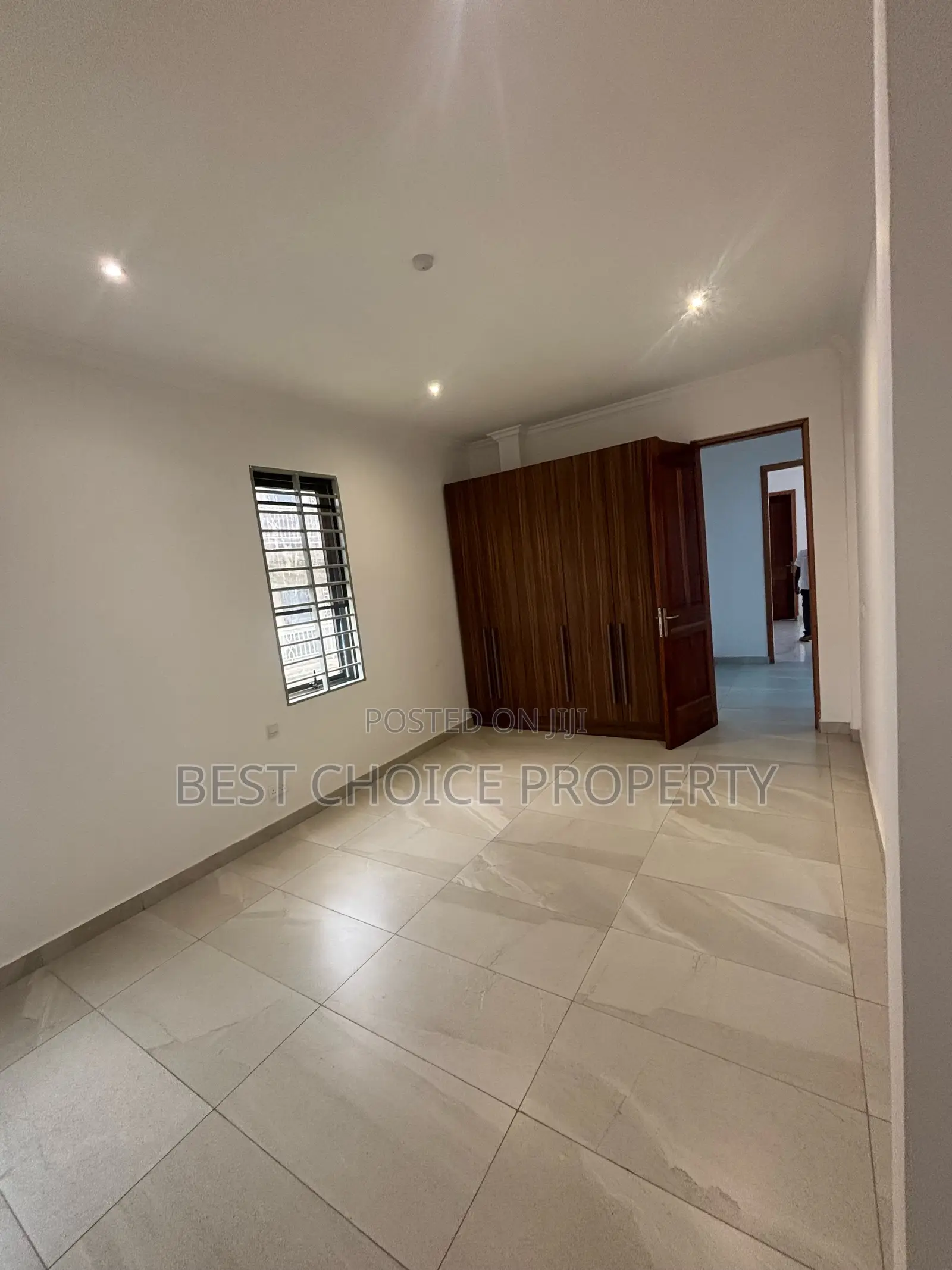 4bdrm Duplex in Oyarifa for Sale in Oyarifa Mall Area