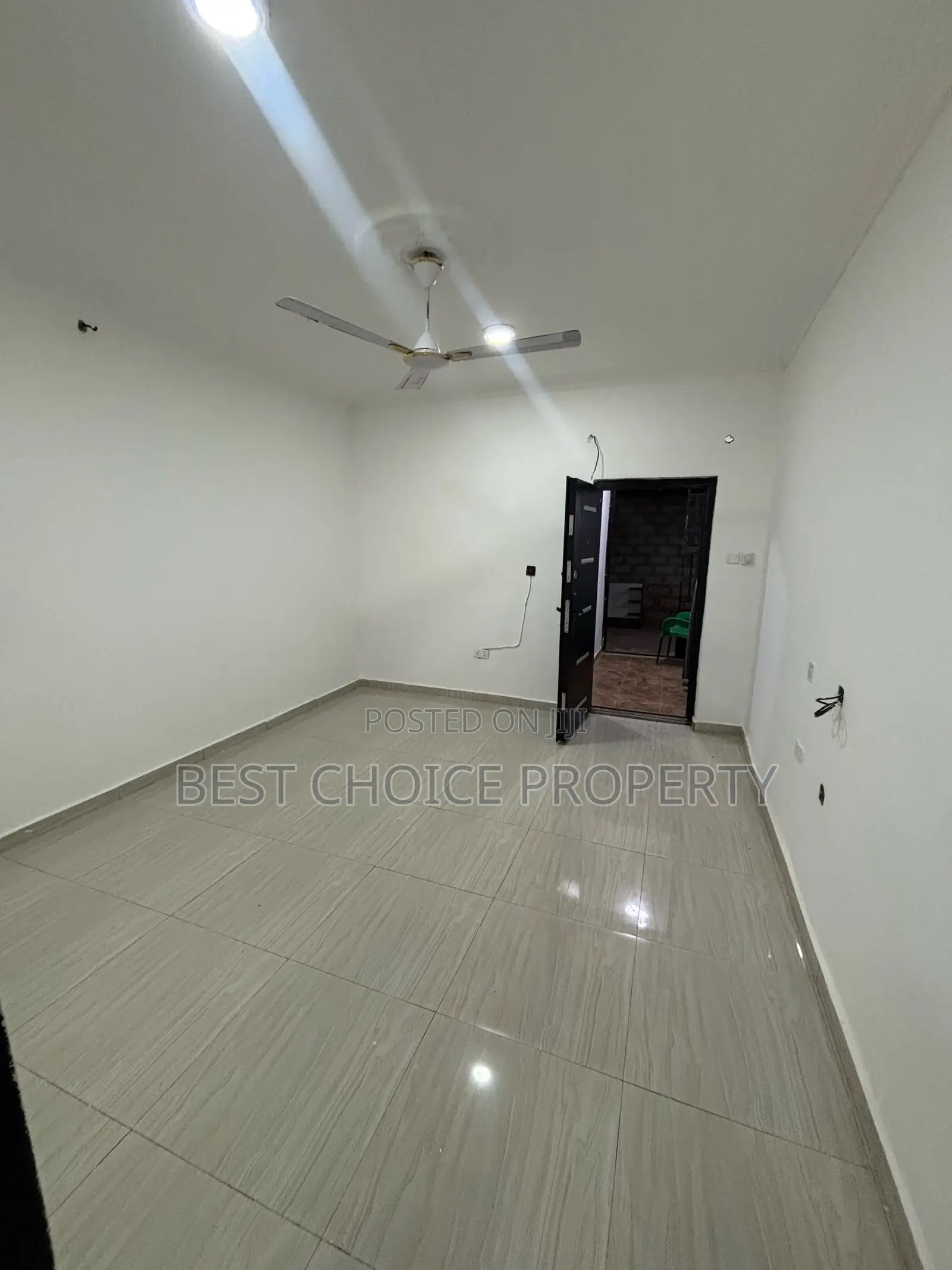 1bdrm Apartment in Lakeside Community for rent in Lake Side Estate