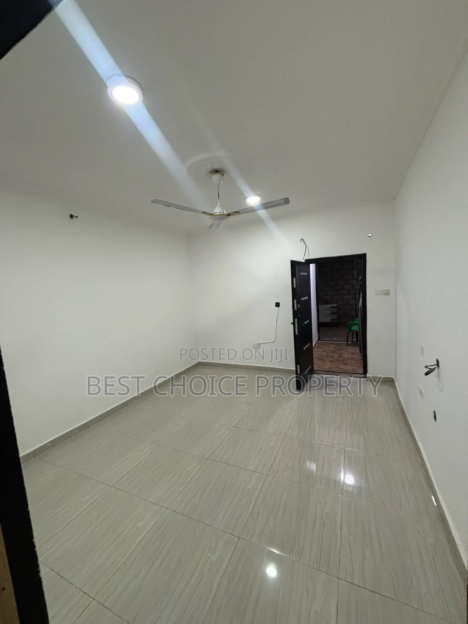 1bdrm Apartment in Lakeside Community for rent in Lake Side Estate
