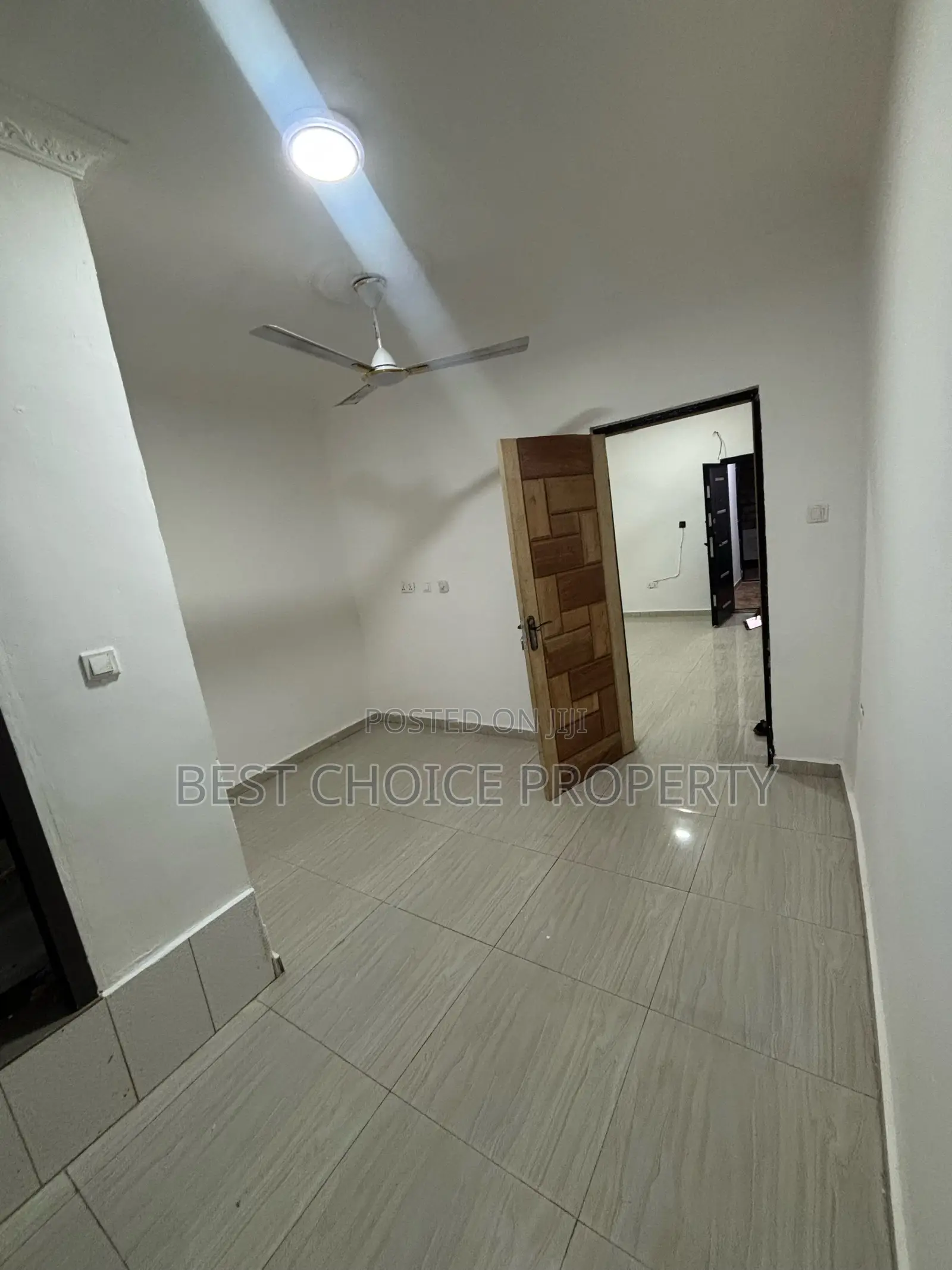 1bdrm Apartment in Lakeside Community for rent in Lake Side Estate