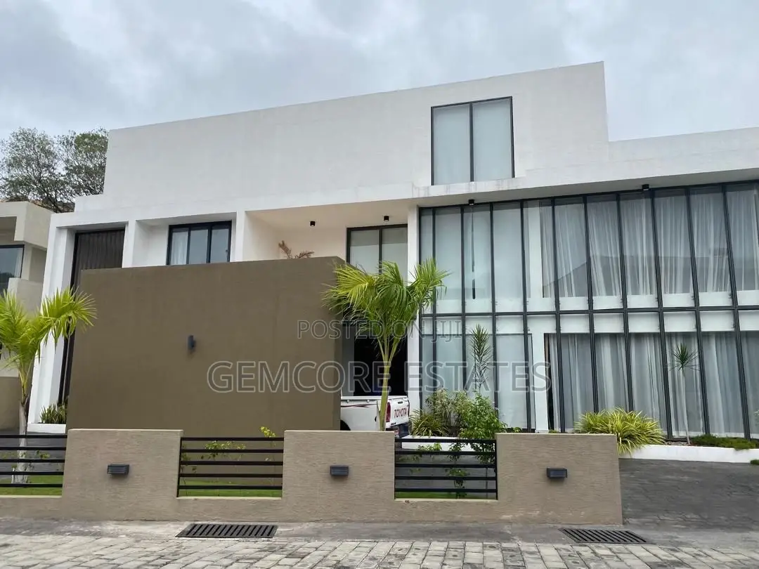 Furnished 4bdrm House in Cantonments for sale in Cantonments