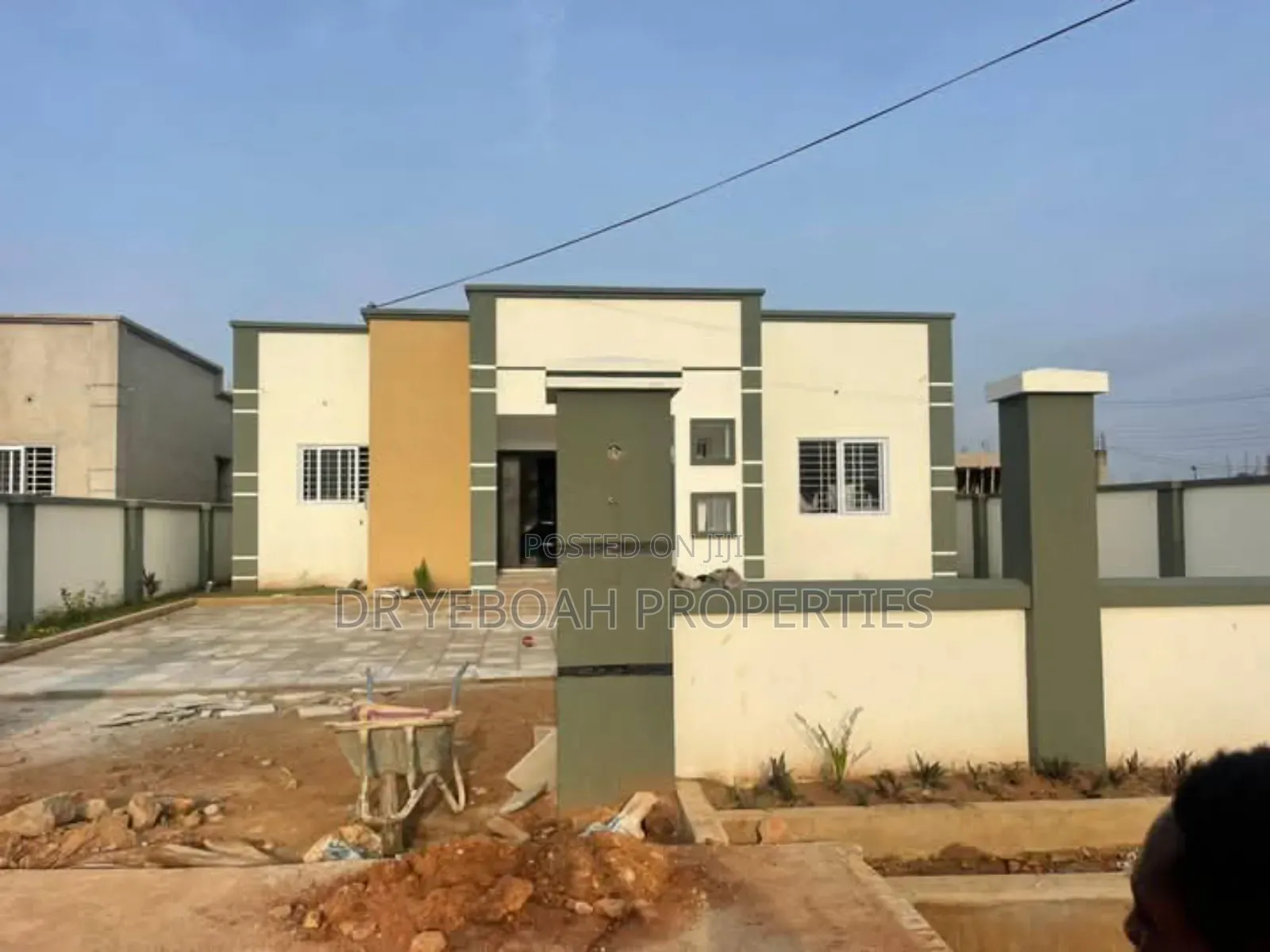 3bdrm House in Spintex: 3 Bedrooms for sale in Spintex