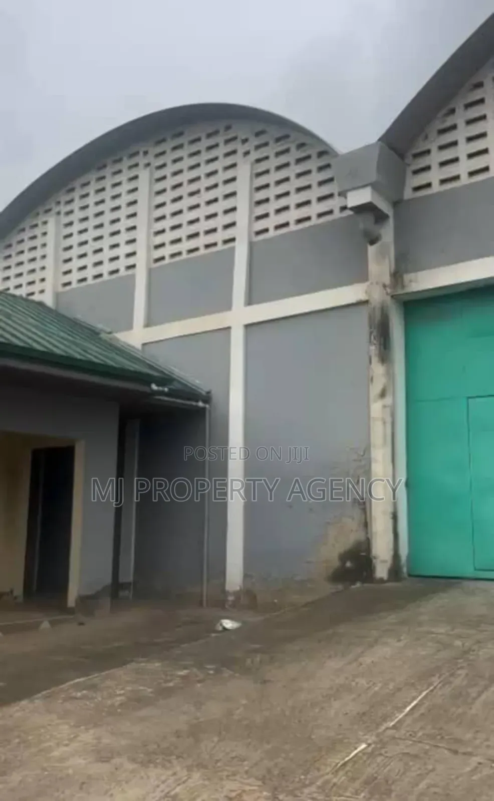 1000 SQM Self Compound Warehouse in Tema Metropolitan