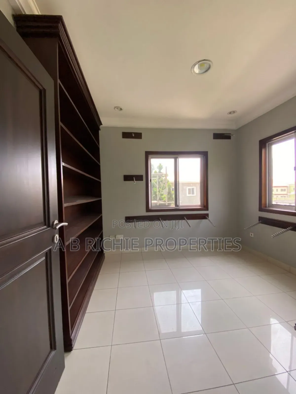 5bdrm House in Ab Richie Properties, Cantonments for sale in Cantonments