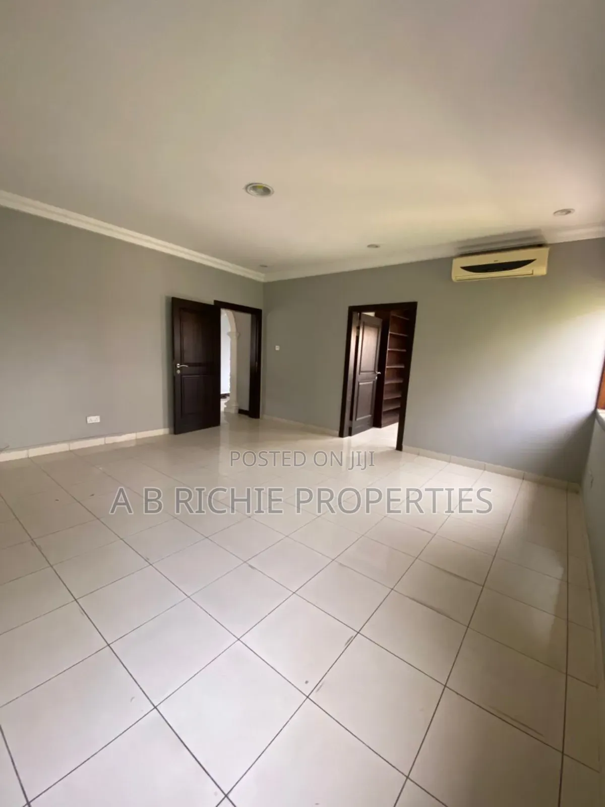 5bdrm House in Ab Richie Properties, Cantonments for sale in Cantonments