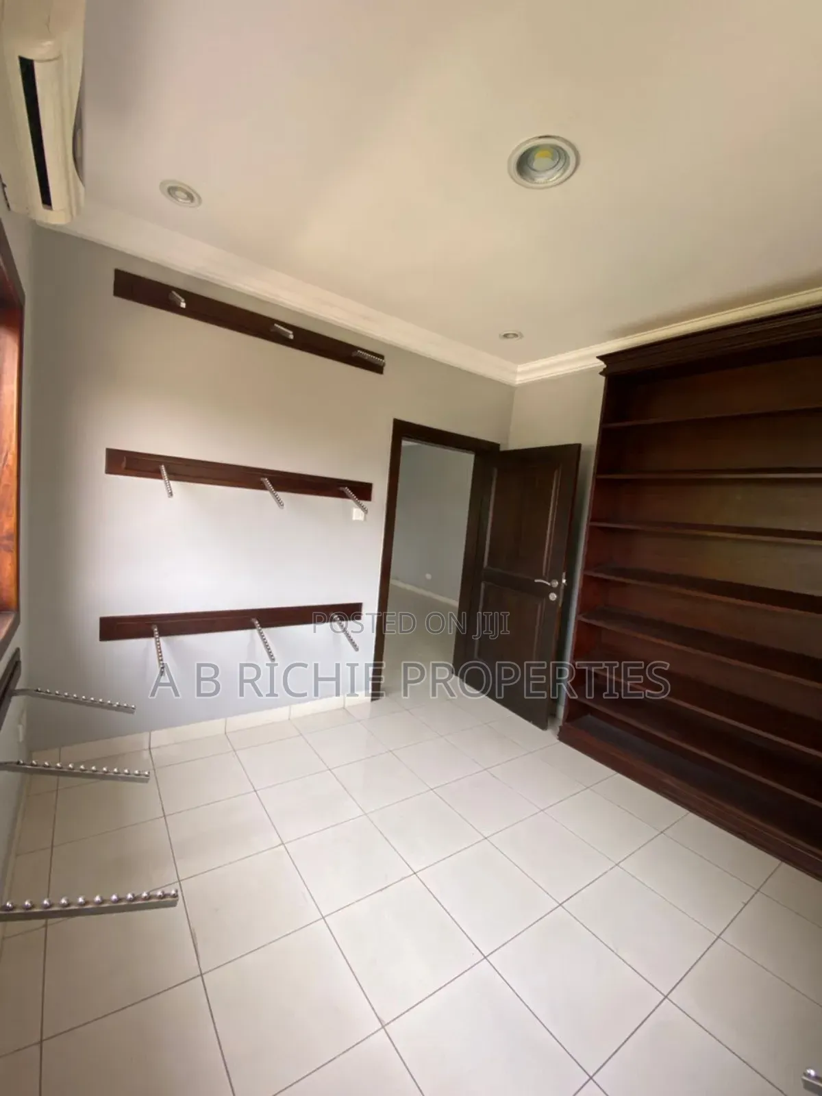 5bdrm House in Ab Richie Properties, Cantonments for sale in Cantonments