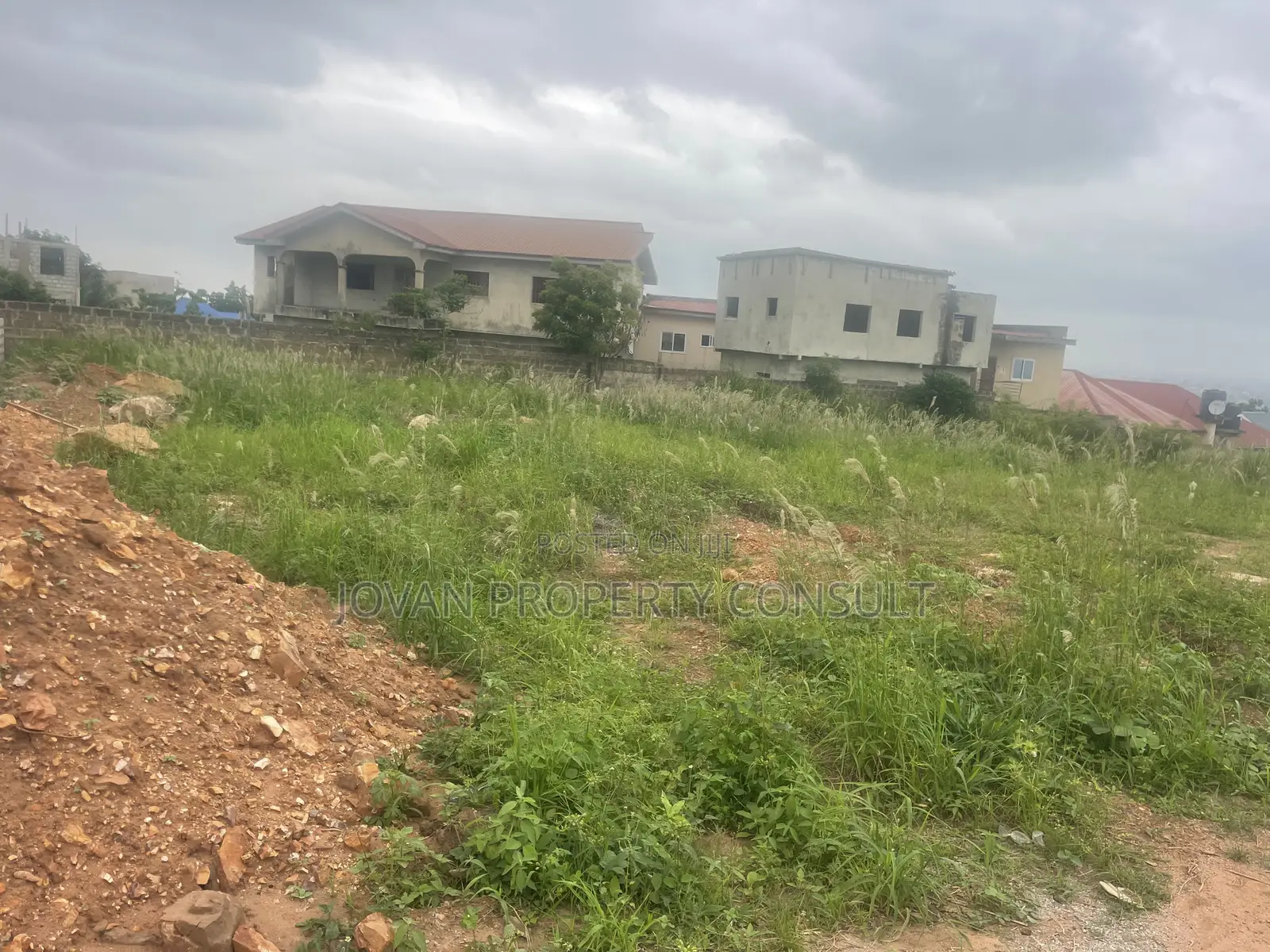 Half Plot for Sale at Acp 350,000 Cedis Land Title in Pokuase
