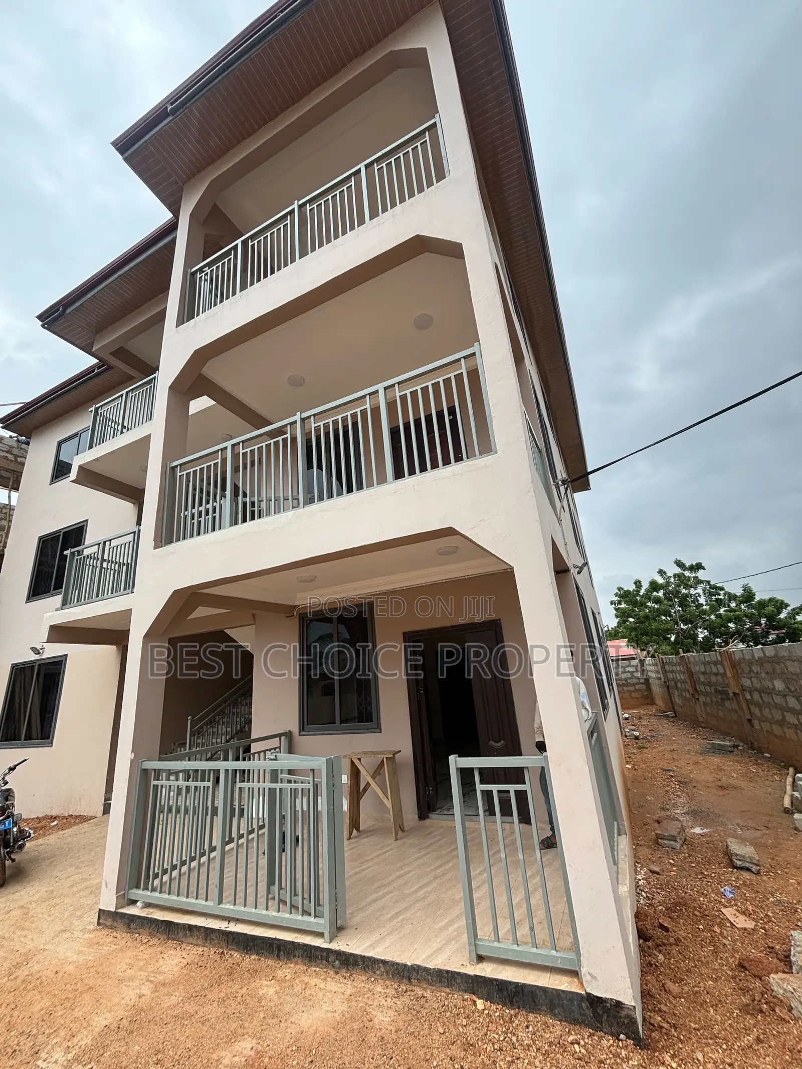 3bdrm Apartment in Community 8 Police, Lake Side Estate for rent in Lake Side Estate