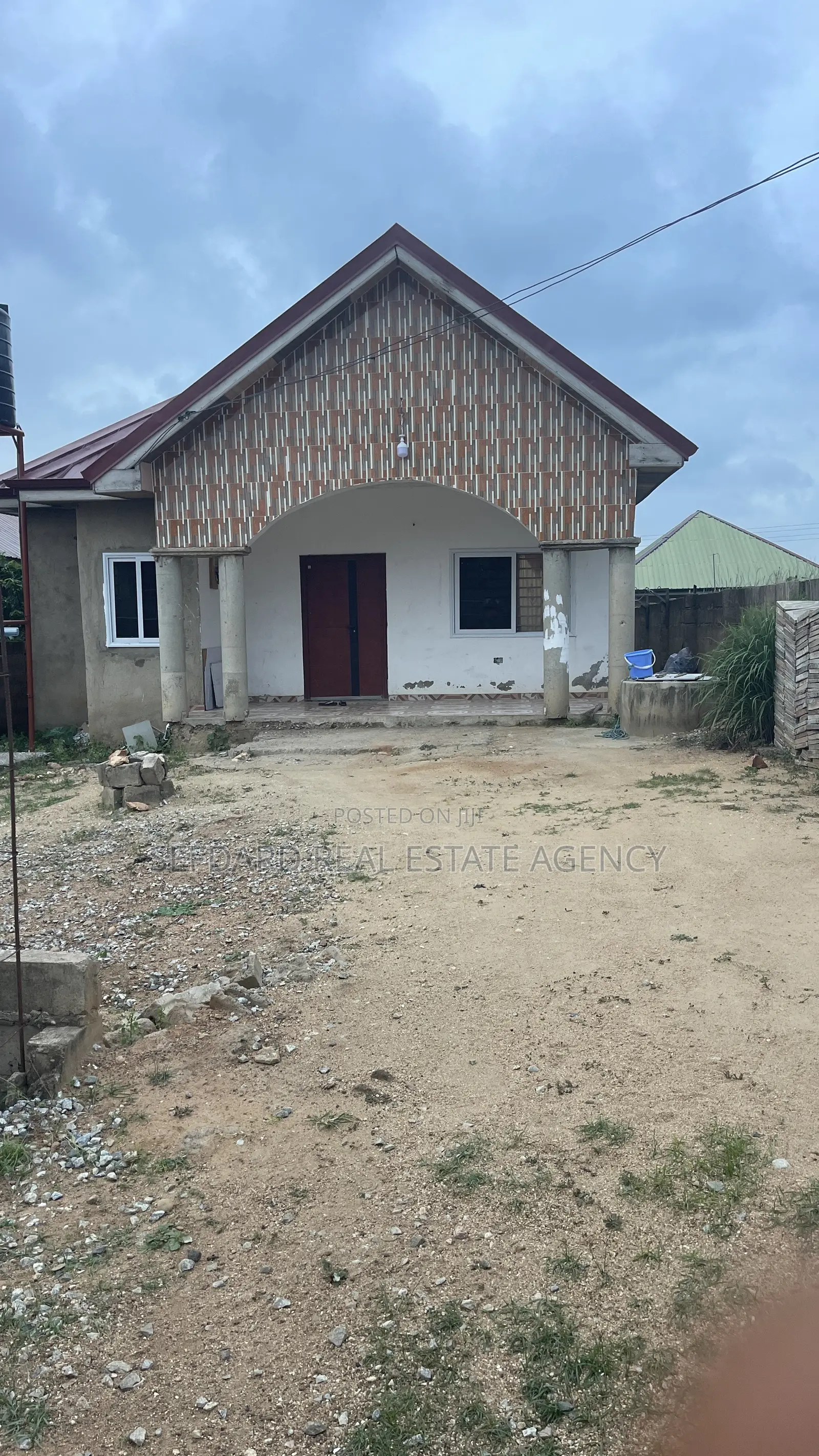 3bdrm House in Sefdard Real Estate, Amasaman for sale in Amasaman