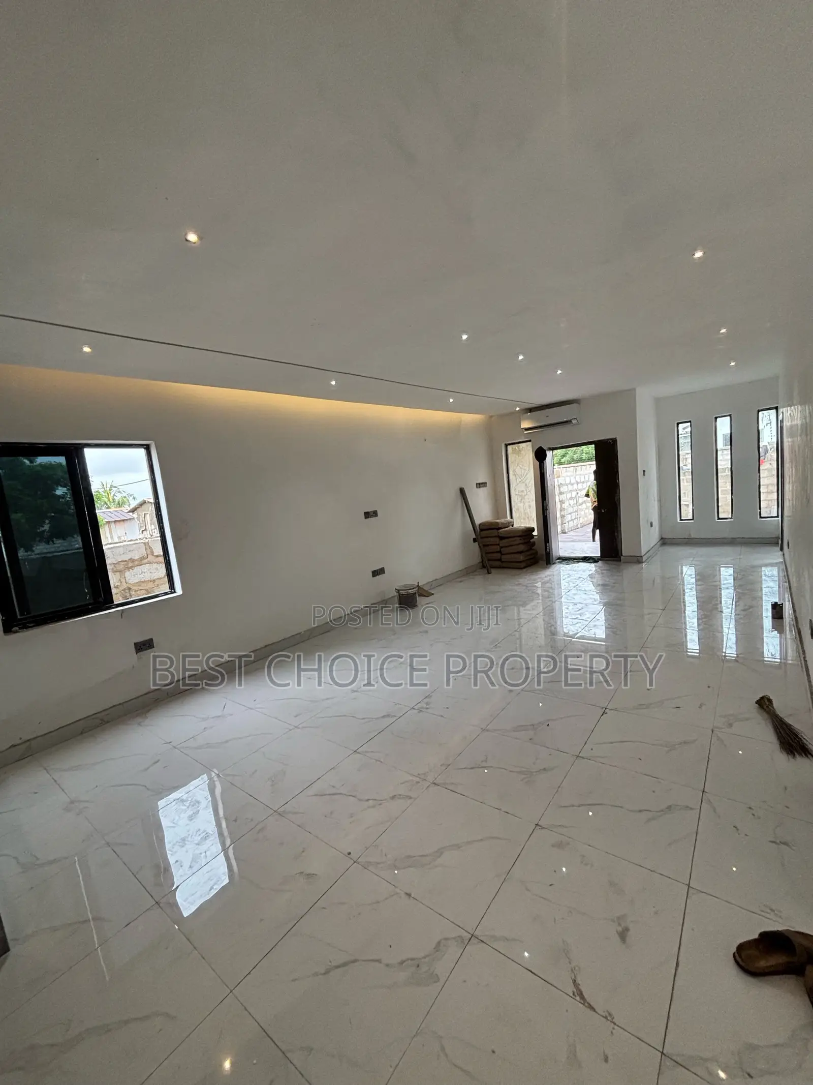 Executive Three Bedroom Available at Lakeside for Sale in Lake Side Estate