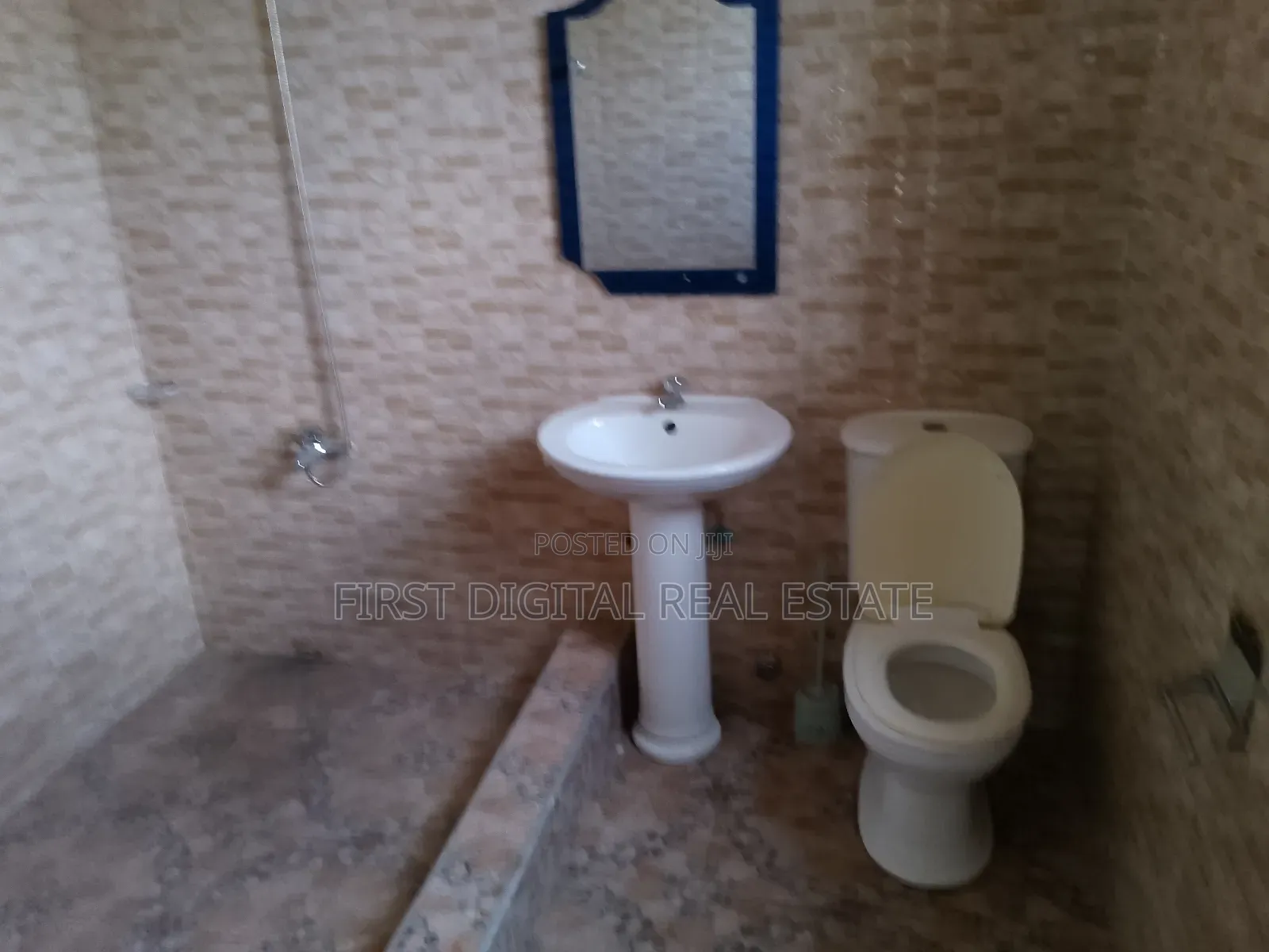 2bdrm Duplex in First Digital Real, Kasoa for rent in Kasoa