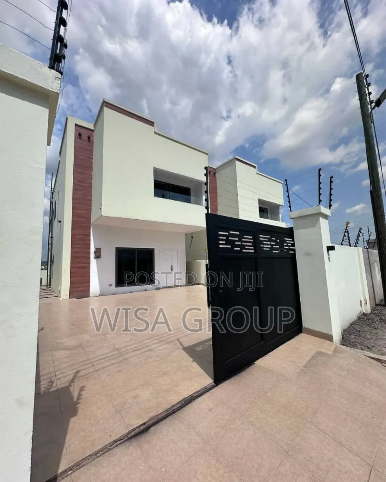 3bdrm Duplex in Wisa Group, Accra Metropolitan for sale in Accra Metropolitan