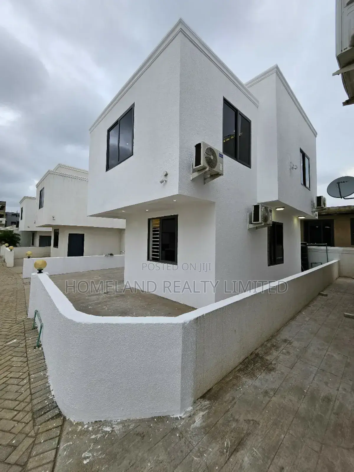 2bdrm Townhouse / Terrace in Nmai Djorn for rent in Nmai-Dzorn