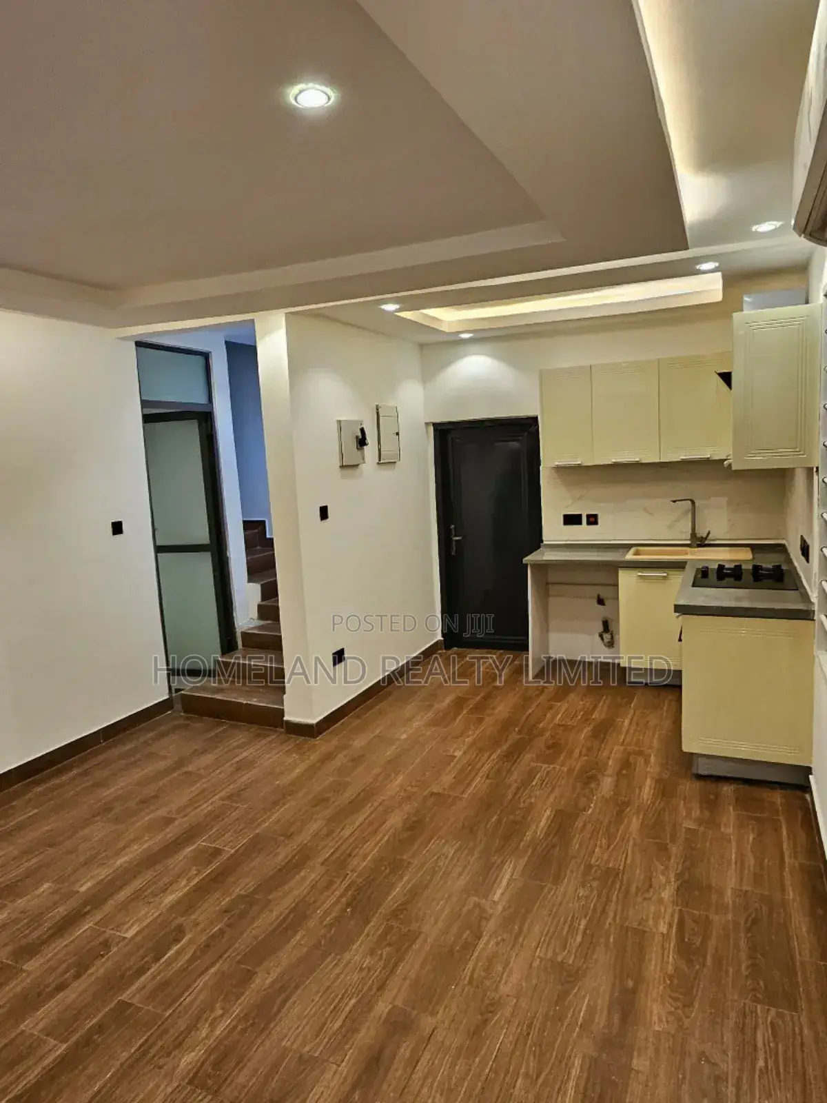 2bdrm Townhouse / Terrace in Nmai Djorn for rent in Nmai-Dzorn