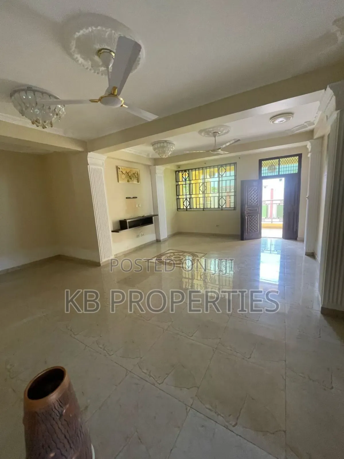 3bdrm Apartment in Kb Properties, Spintex for rent in Spintex