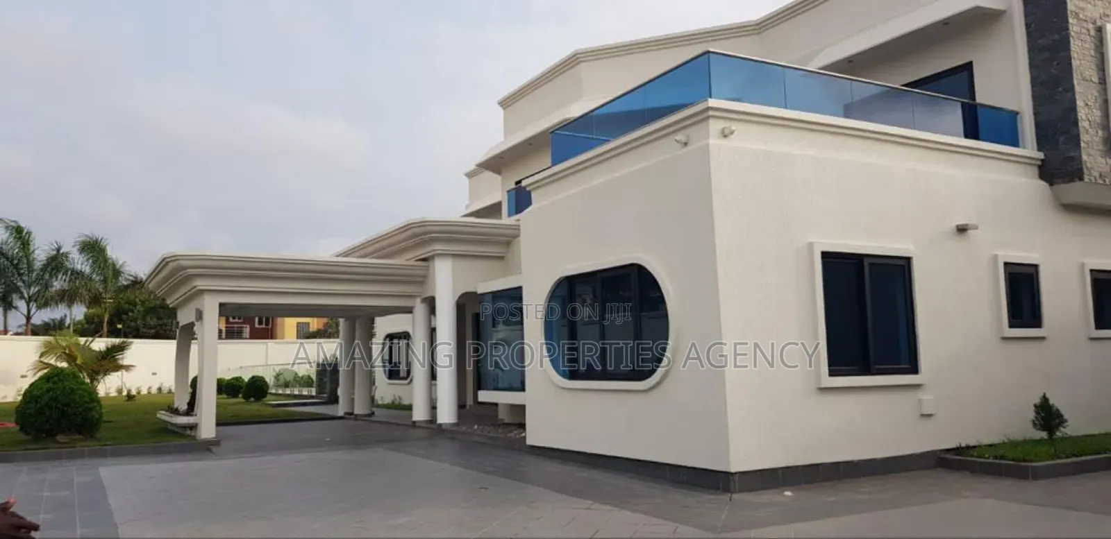 7bdrm House in East Legon for sale in East Legon