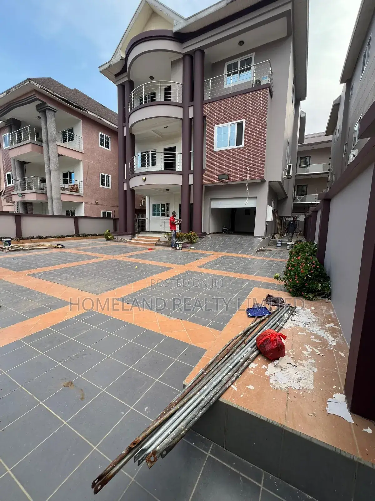 6bdrm Duplex in Cantonment, Cantonments for rent in Cantonments