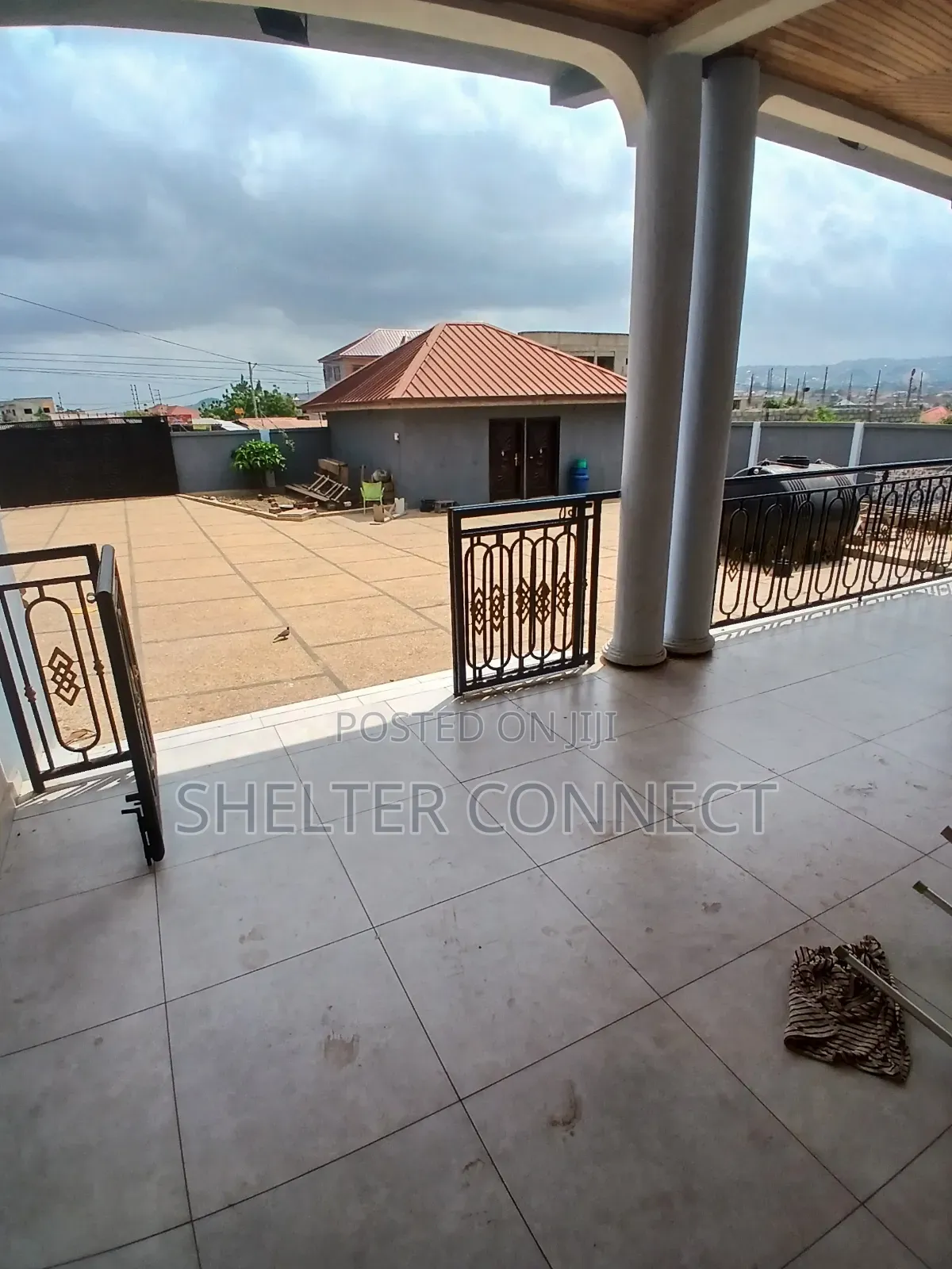 10bdrm House in Pantang, Adenta for rent in Adenta