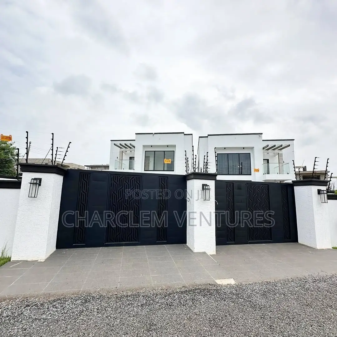 4bdrm House in Charclem Ventures, Accra Metropolitan for sale in Accra Metropolitan